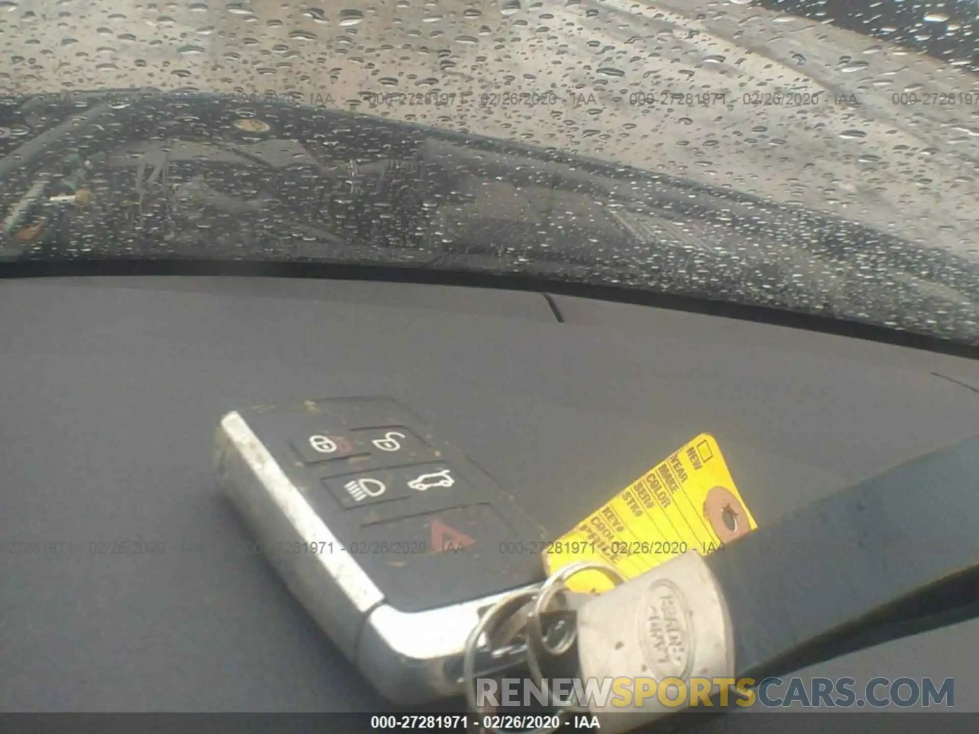 10 Photograph of a damaged car SALRG2RV6KA087485 LAND ROVER DISCOVERY 2019