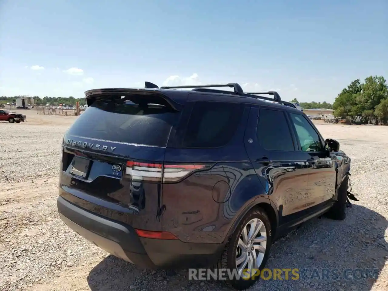 4 Photograph of a damaged car SALRG2RV6KA094811 LAND ROVER DISCOVERY 2019