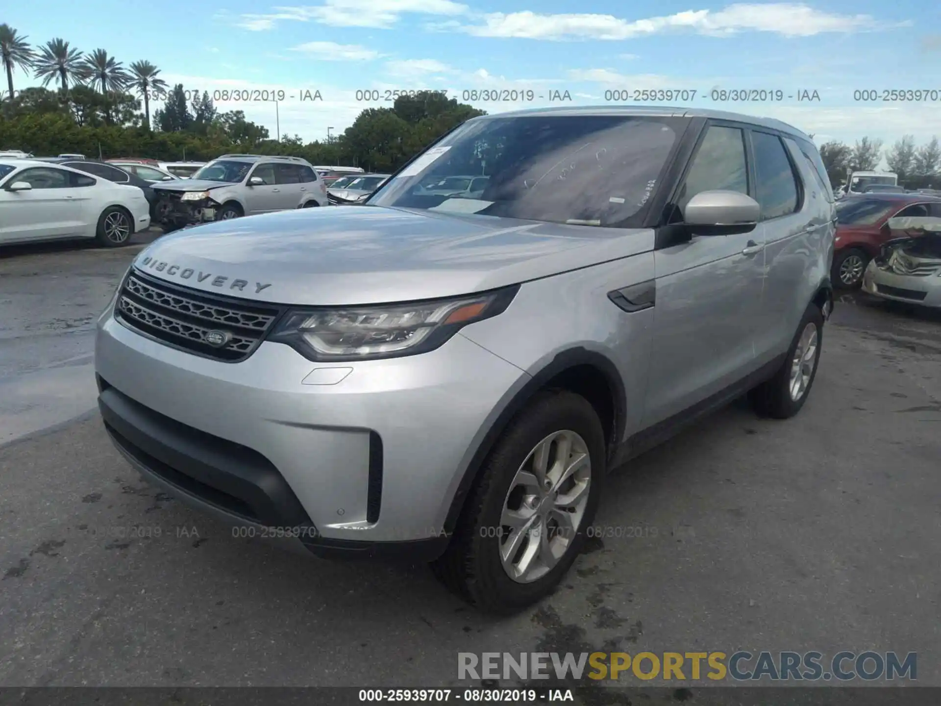 2 Фотография поврежденного автомобиля SALRG2RV6KA094940 LAND ROVER DISCOVERY 2019