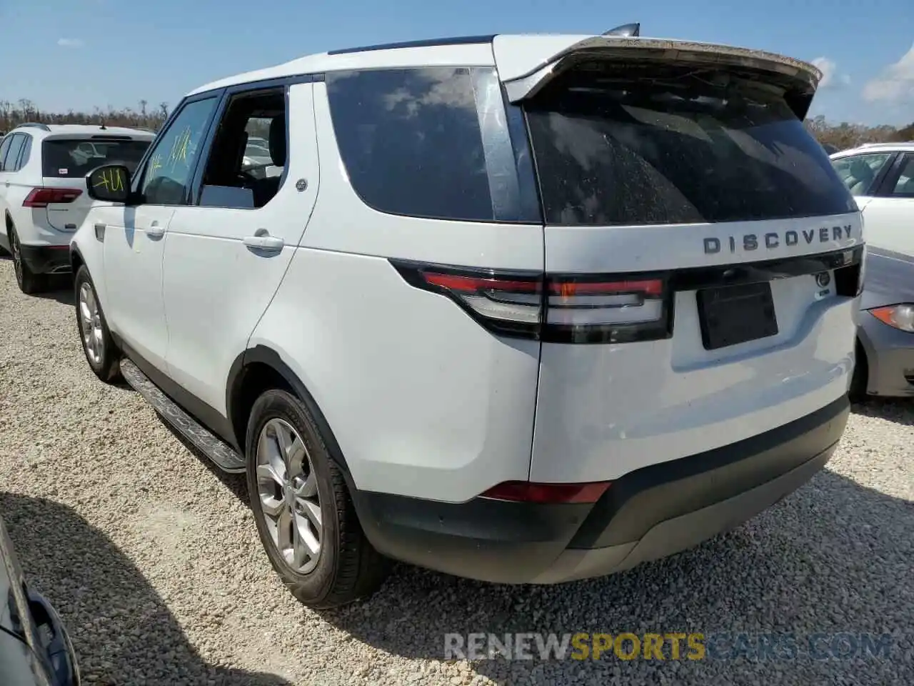 3 Photograph of a damaged car SALRG2RV7K2400618 LAND ROVER DISCOVERY 2019