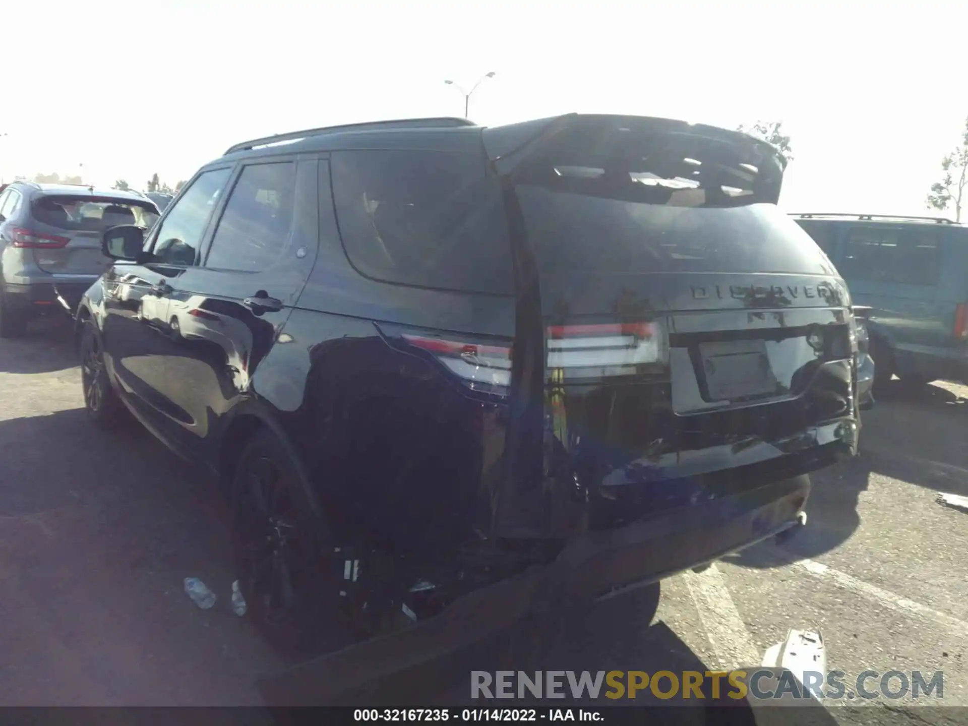 3 Photograph of a damaged car SALRG2RV8K2403494 LAND ROVER DISCOVERY 2019