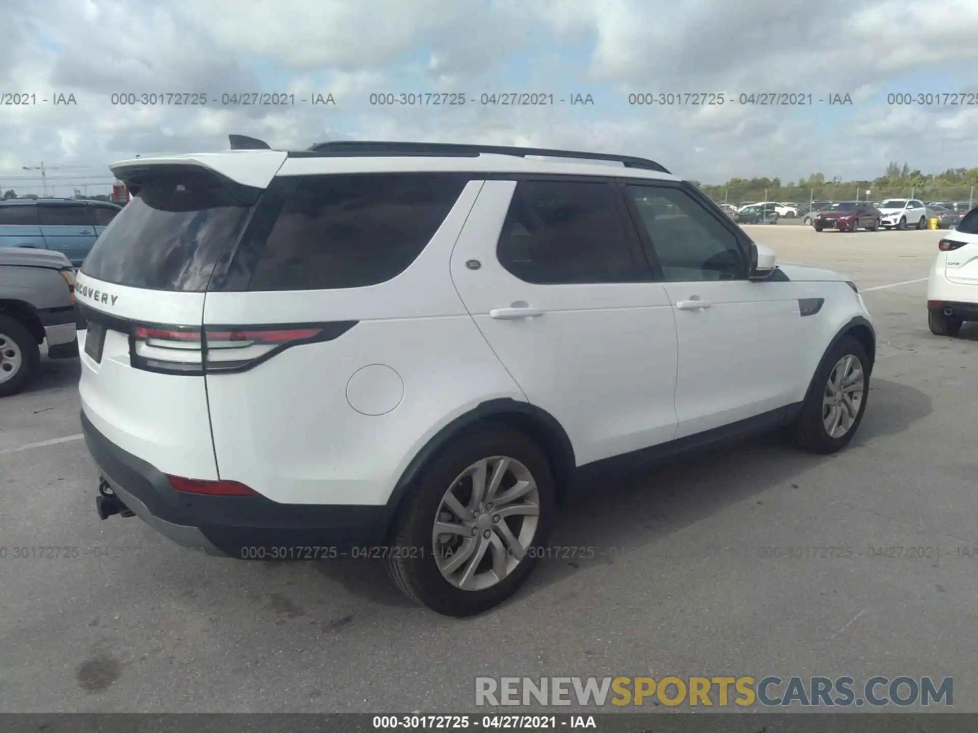 4 Photograph of a damaged car SALRG2RV9K2401169 LAND ROVER DISCOVERY 2019