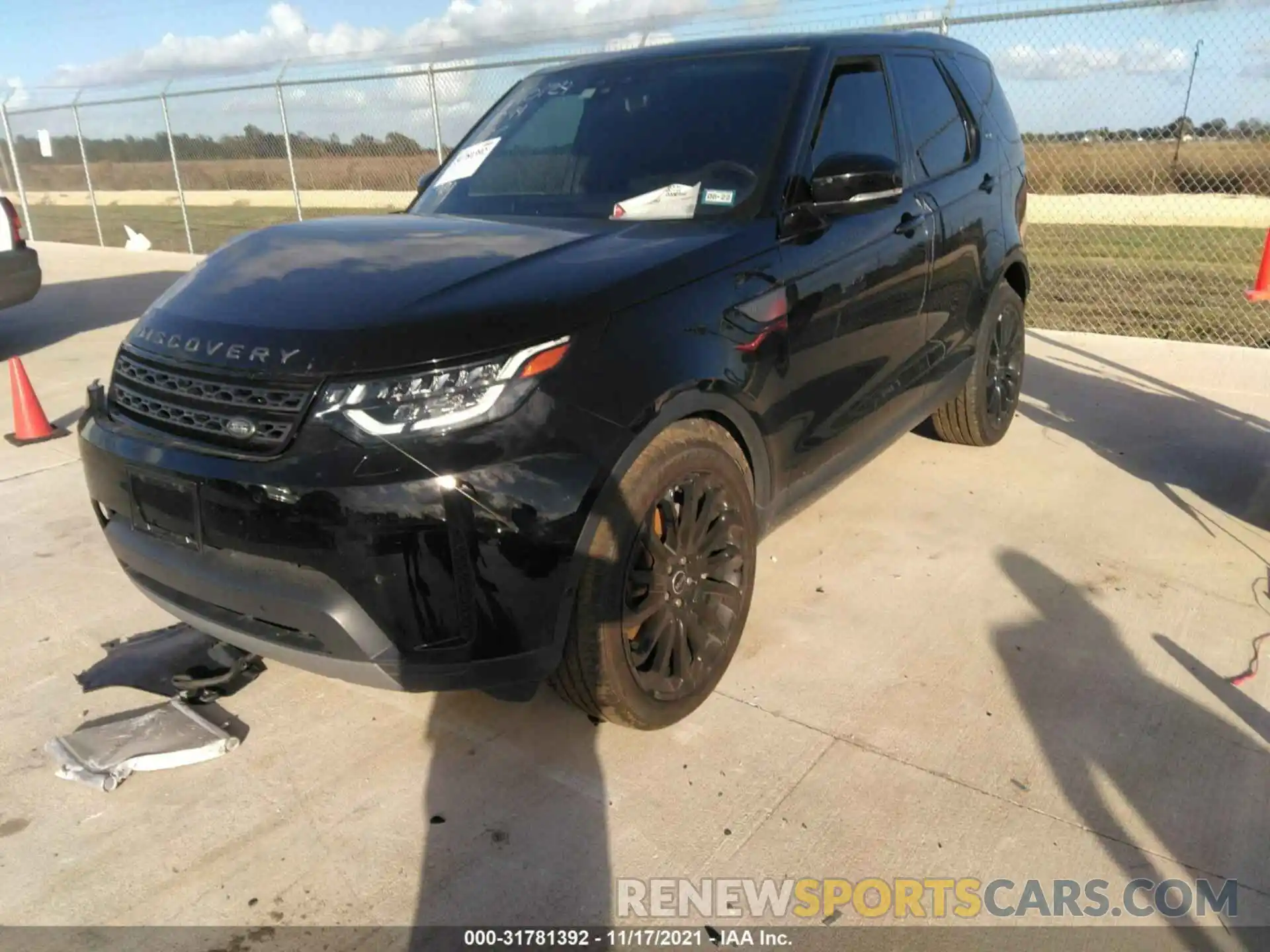 2 Photograph of a damaged car SALRG2RV9KA094608 LAND ROVER DISCOVERY 2019