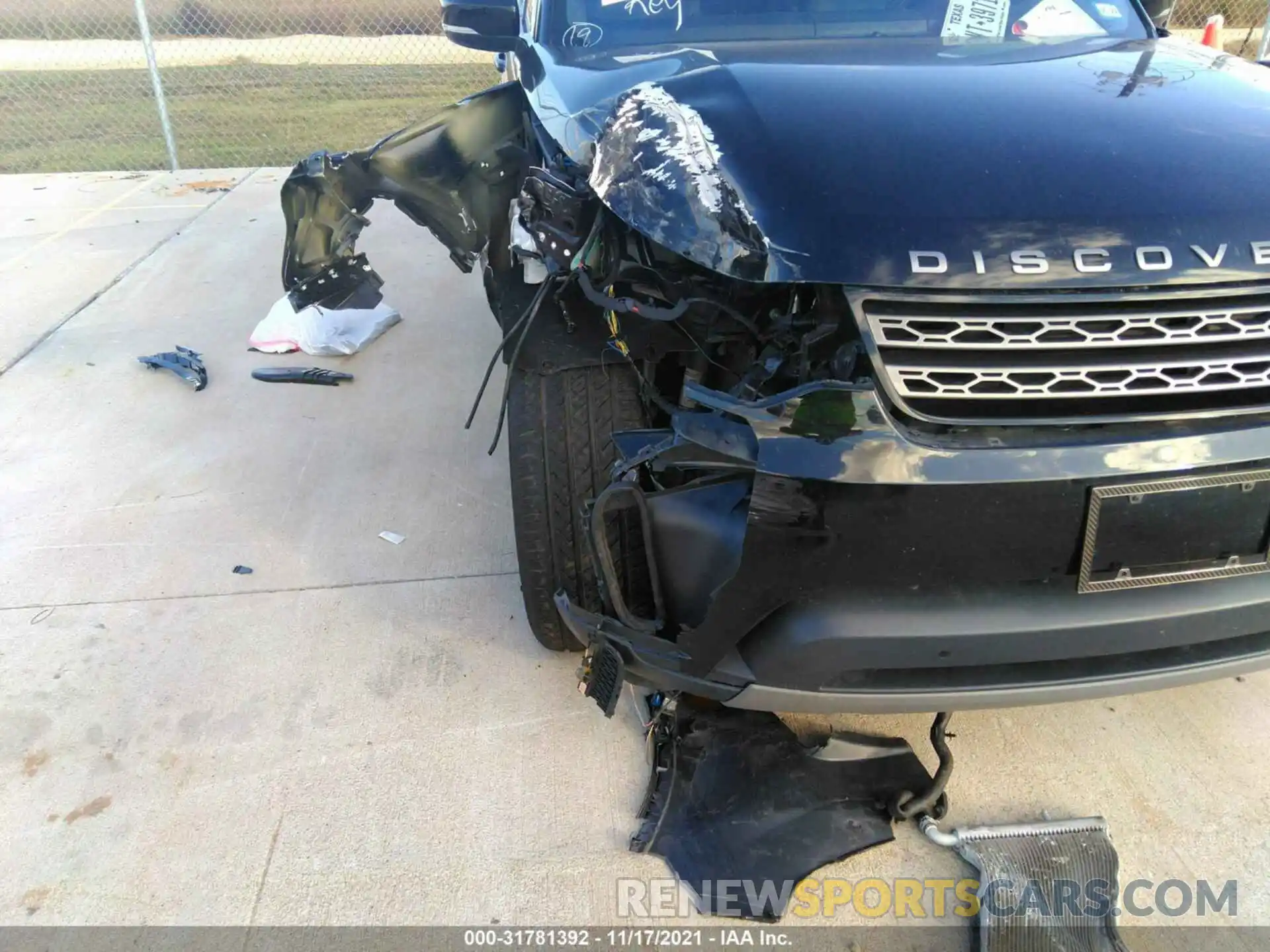 6 Photograph of a damaged car SALRG2RV9KA094608 LAND ROVER DISCOVERY 2019