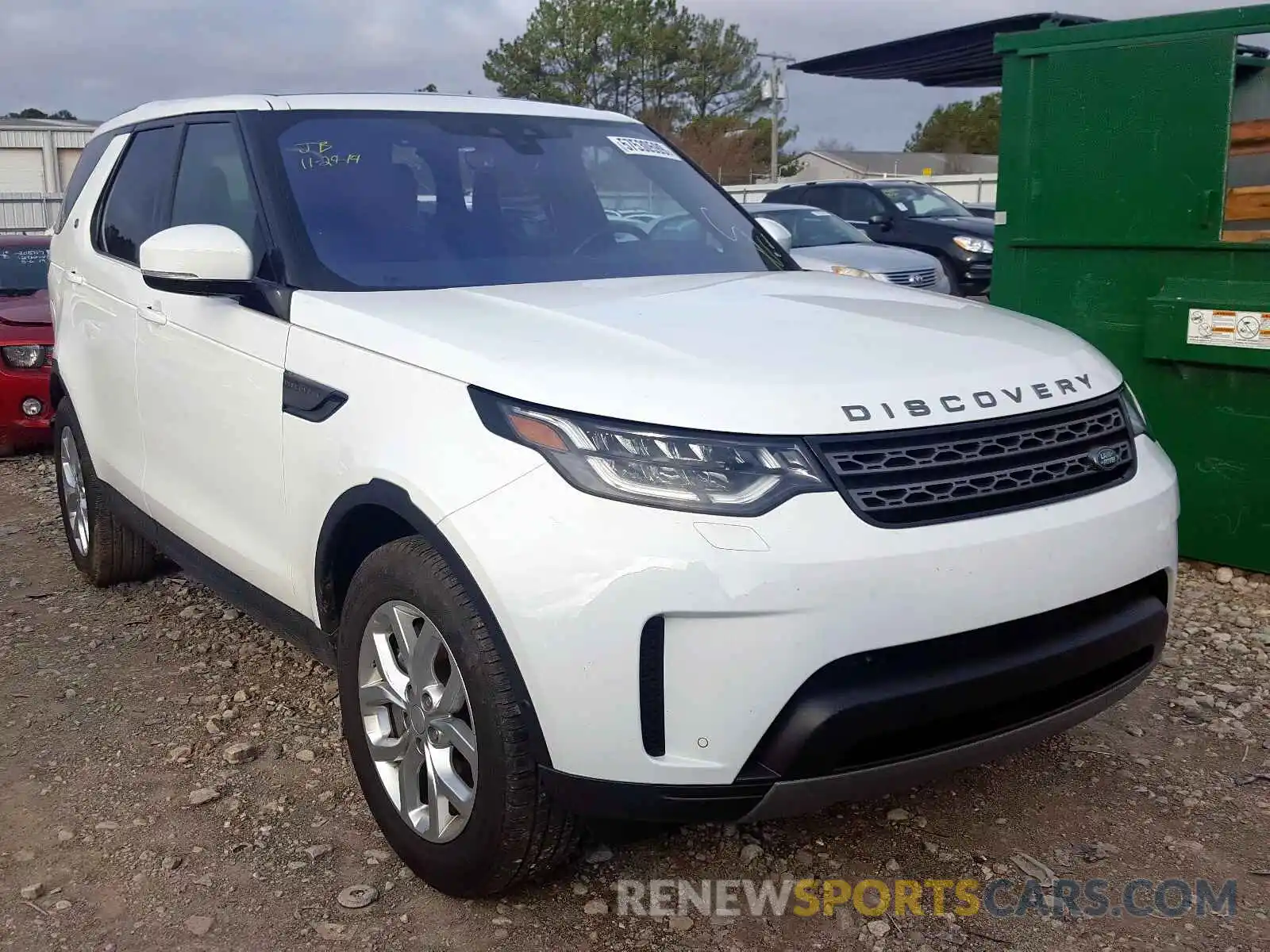 1 Photograph of a damaged car SALRG2RV9KA095208 LAND ROVER DISCOVERY 2019