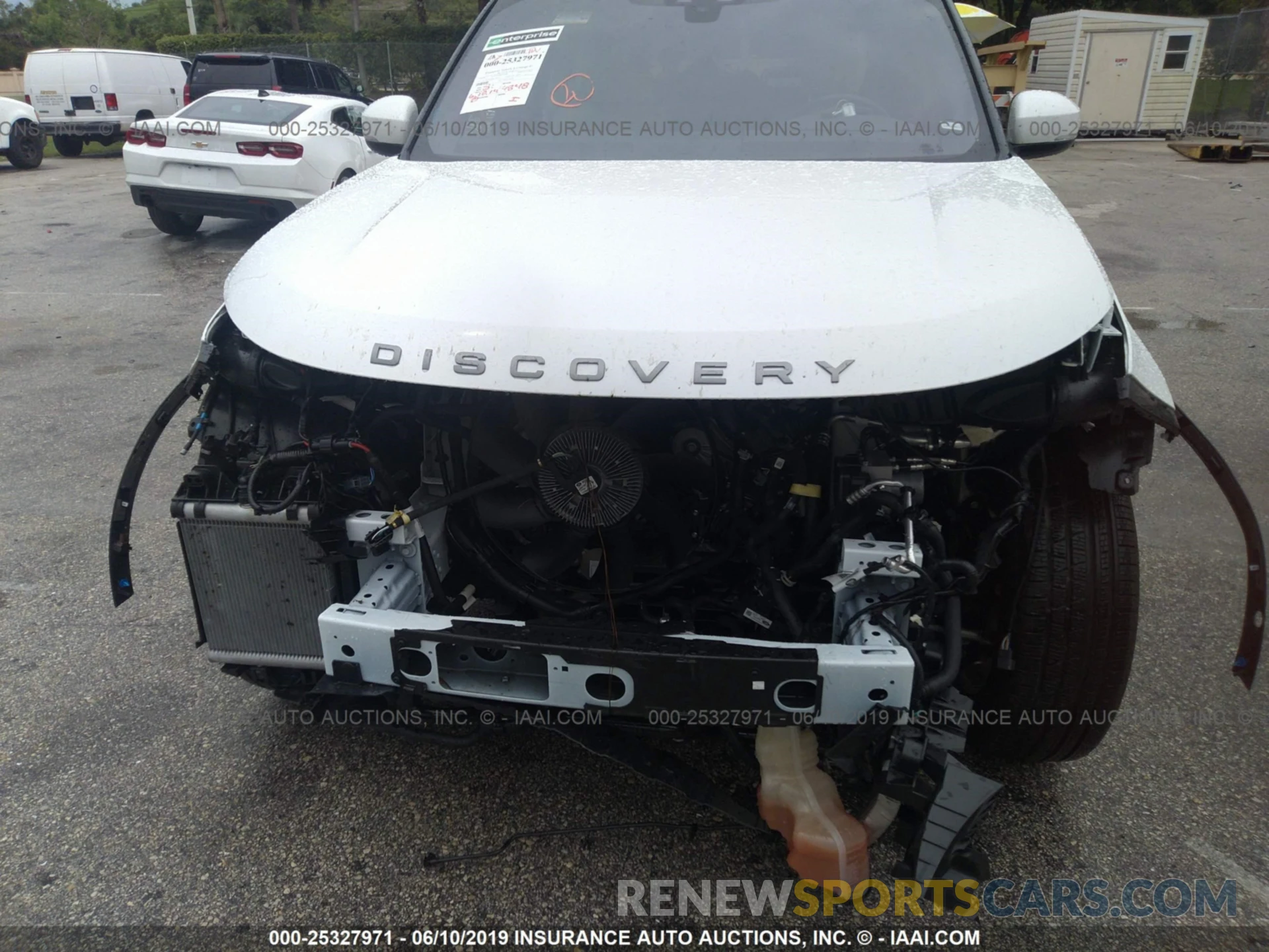 6 Photograph of a damaged car SALRG2RV9KA095337 LAND ROVER DISCOVERY 2019