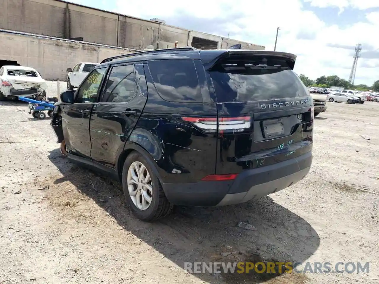 3 Photograph of a damaged car SALRG2RV9KA095578 LAND ROVER DISCOVERY 2019