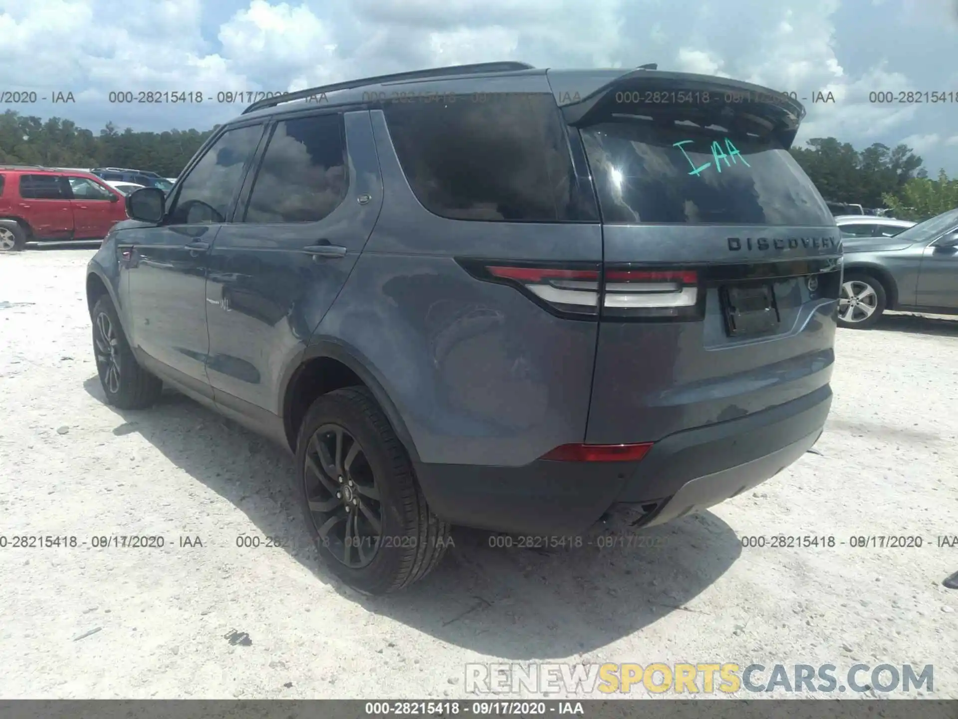 14 Photograph of a damaged car SALRG2RVXKA079857 LAND ROVER DISCOVERY 2019