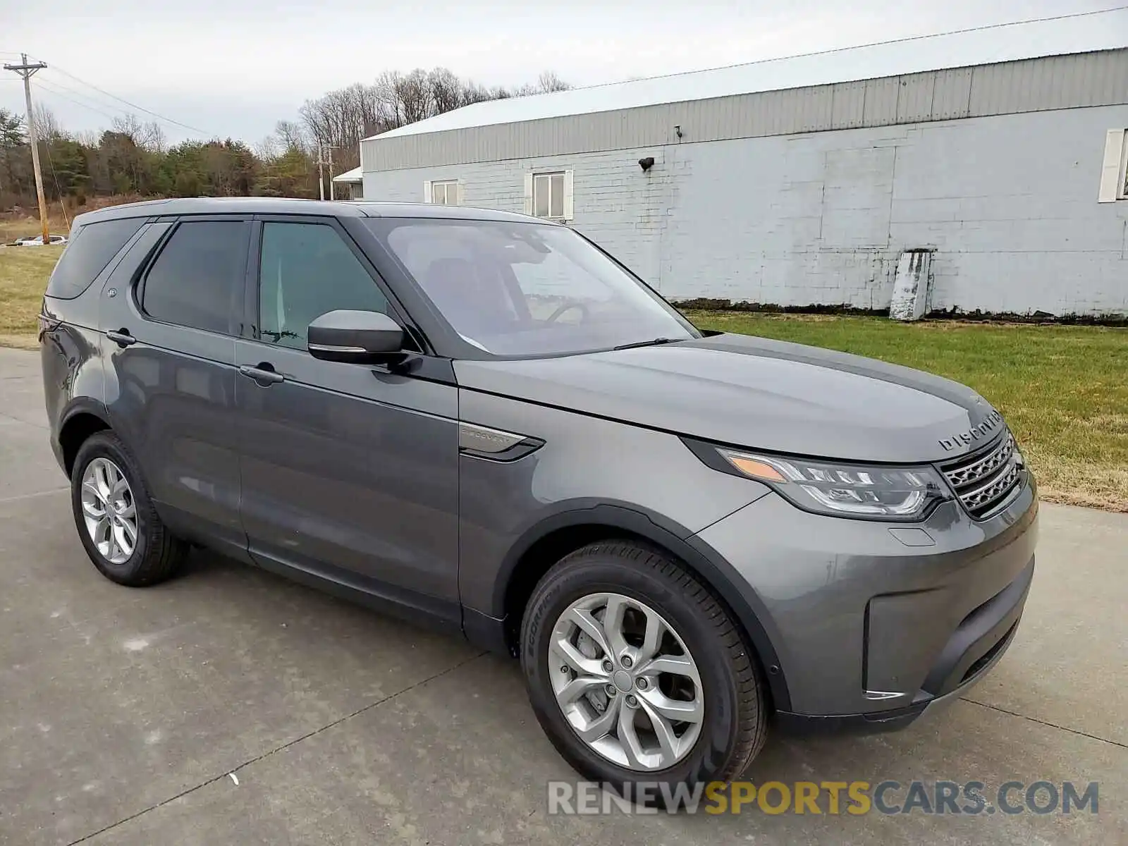 1 Photograph of a damaged car SALRG2RVXKA094620 LAND ROVER DISCOVERY 2019