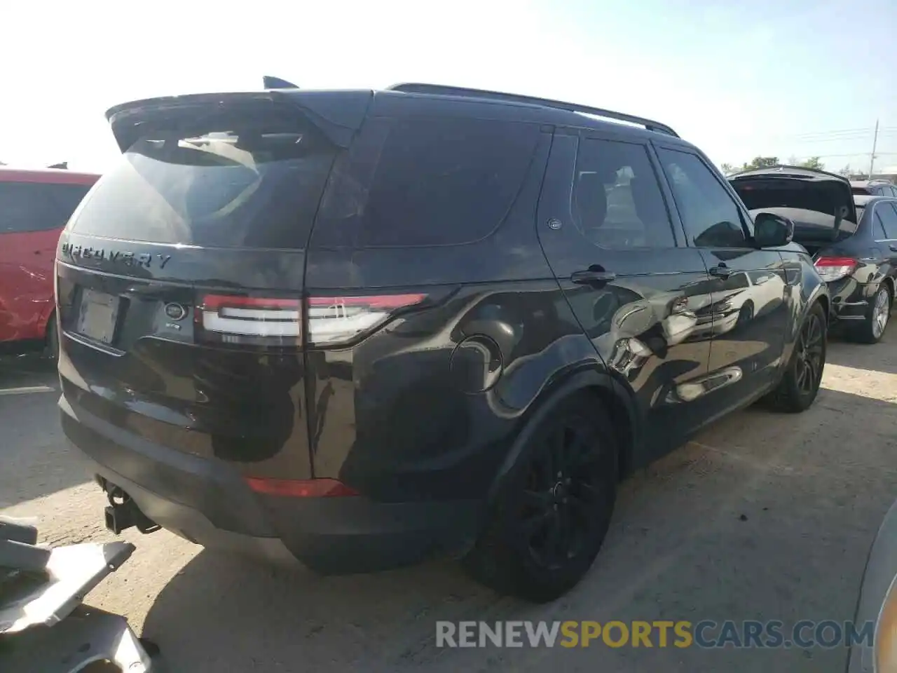 4 Photograph of a damaged car SALRG2RVXKA094701 LAND ROVER DISCOVERY 2019