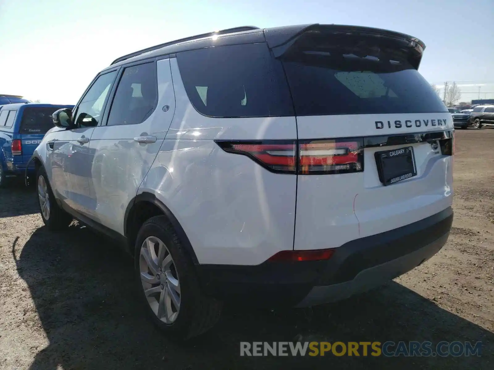 3 Photograph of a damaged car SALRR2RK1K2408049 LAND ROVER DISCOVERY 2019