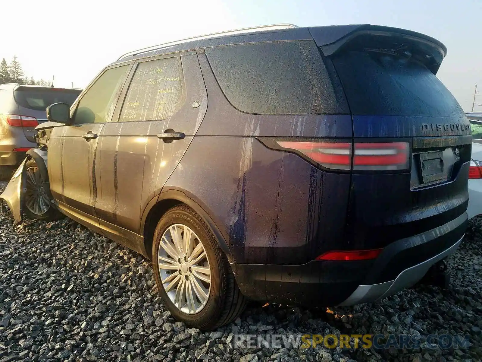 3 Photograph of a damaged car SALRR2RK2KA083823 LAND ROVER DISCOVERY 2019