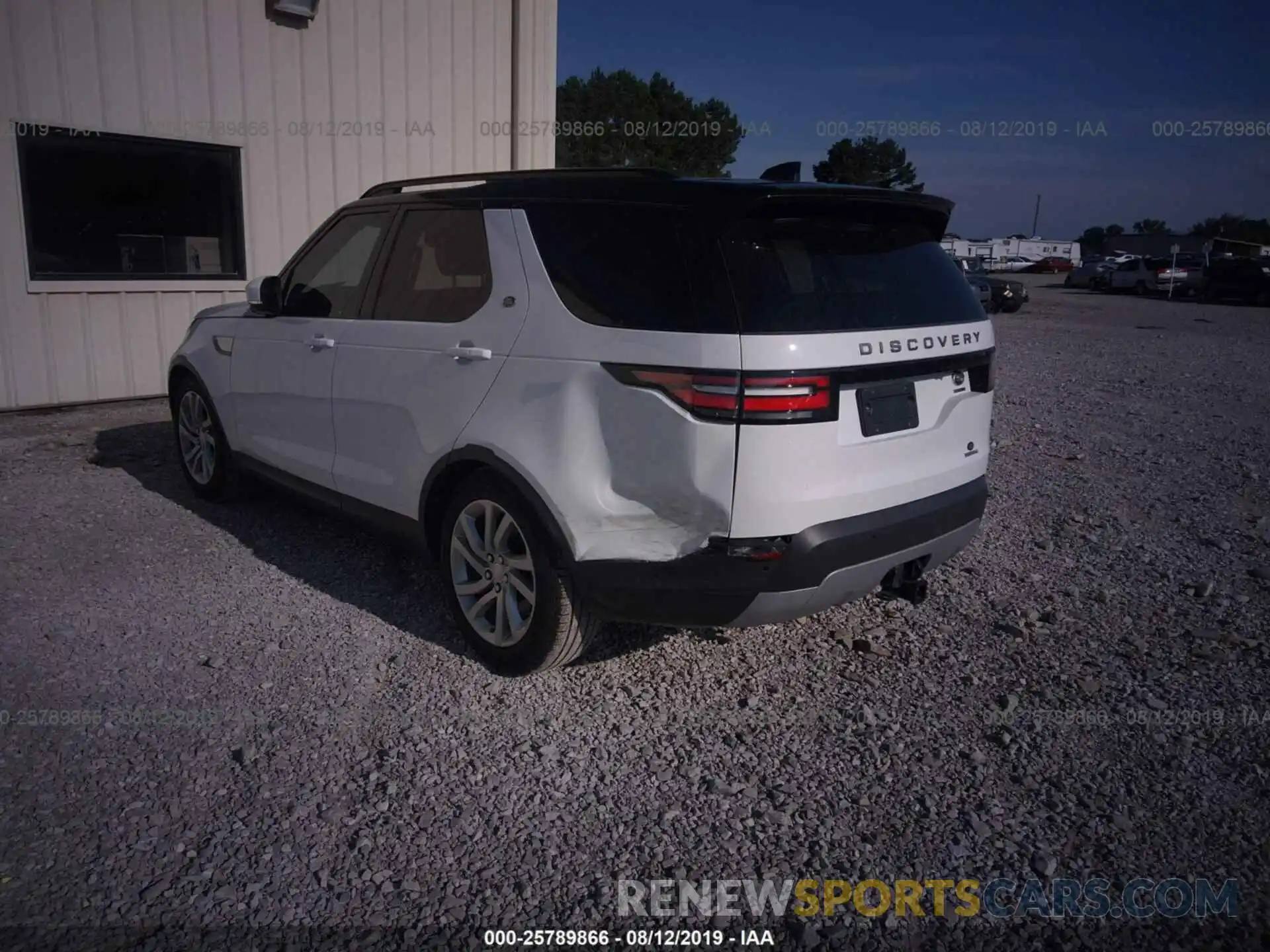 3 Photograph of a damaged car SALRR2RV0KA086844 LAND ROVER DISCOVERY 2019