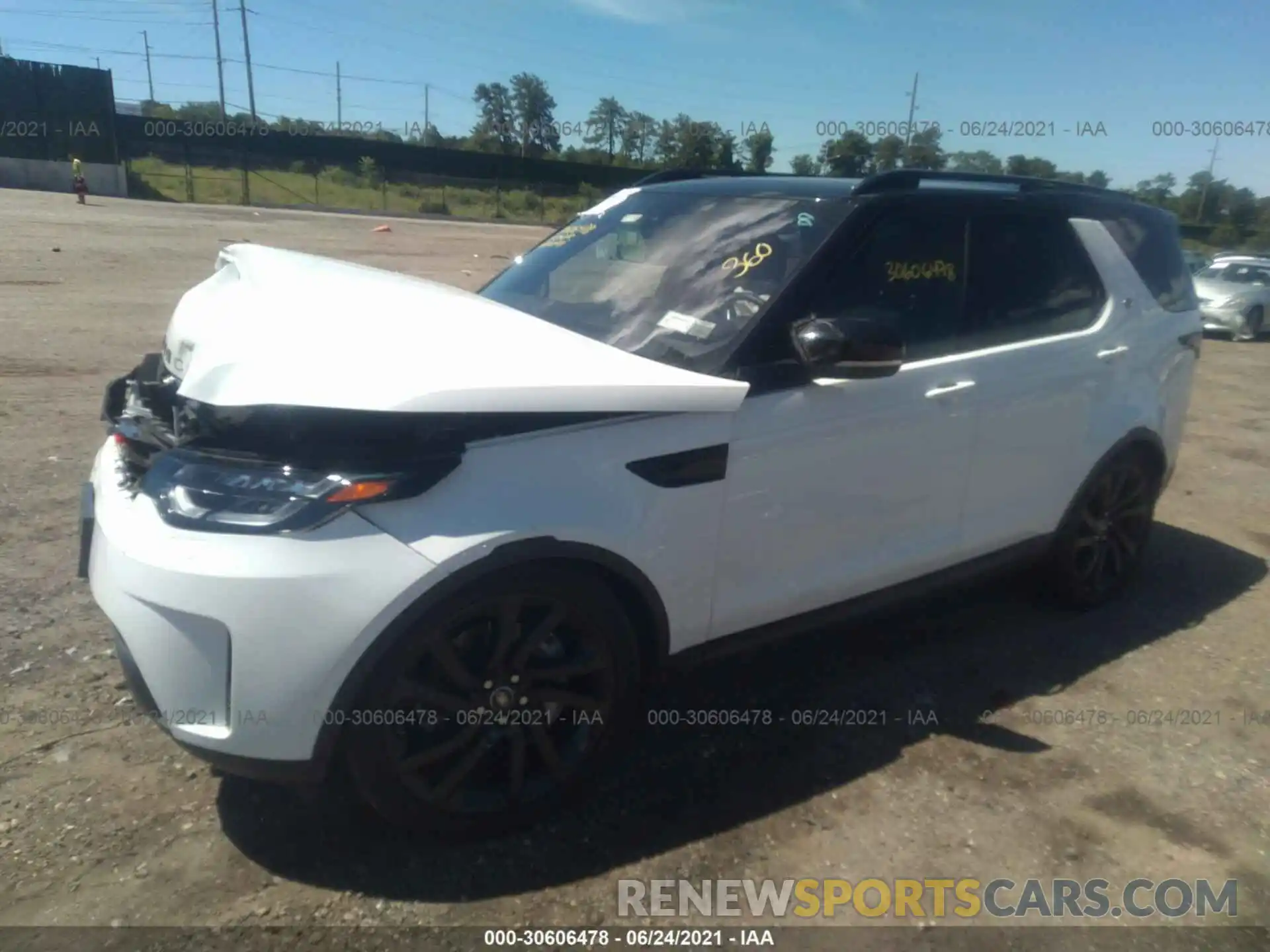 2 Photograph of a damaged car SALRR2RV1K2405419 LAND ROVER DISCOVERY 2019