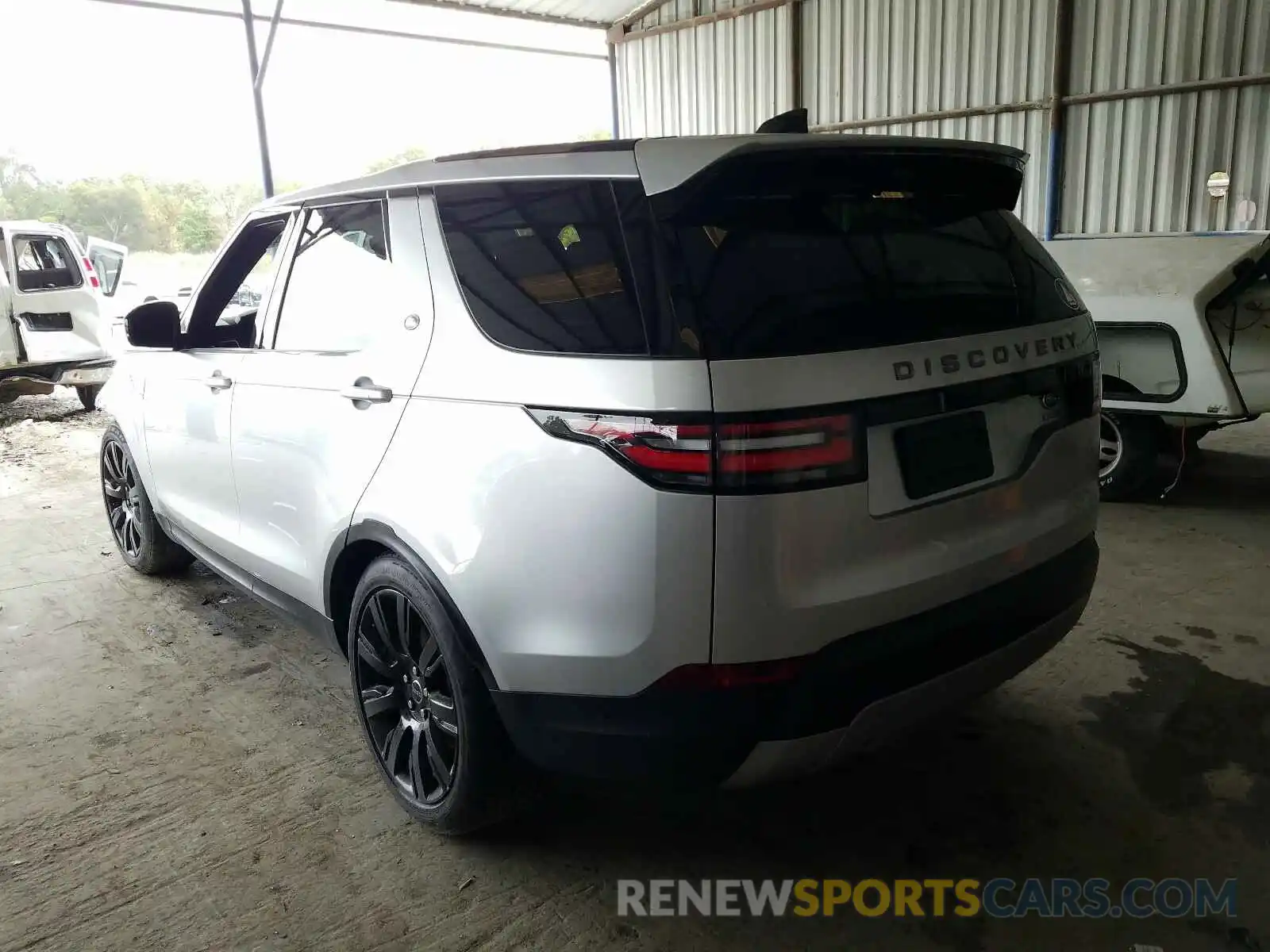 3 Photograph of a damaged car SALRR2RV1KA081197 LAND ROVER DISCOVERY 2019