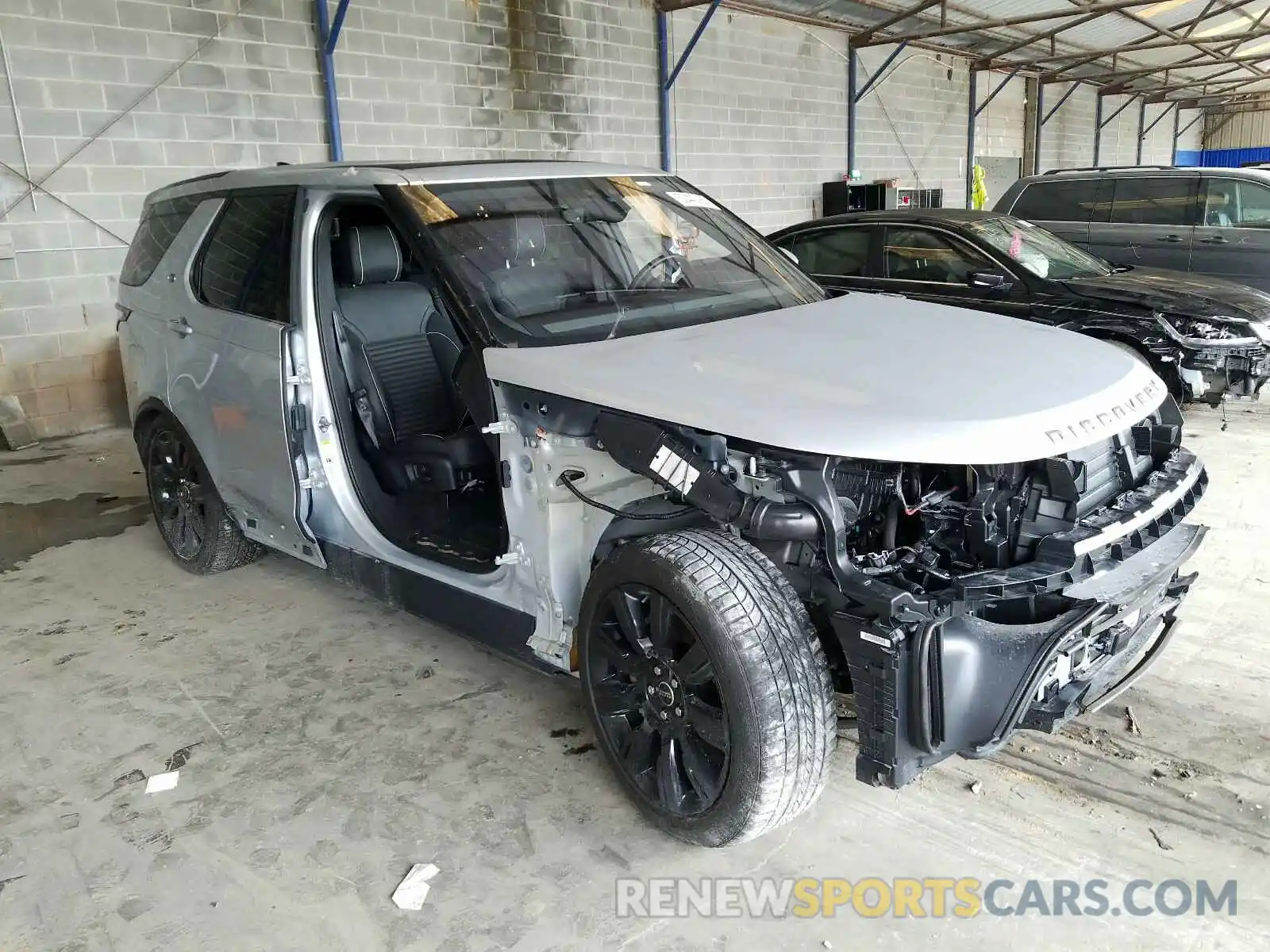 9 Photograph of a damaged car SALRR2RV1KA081197 LAND ROVER DISCOVERY 2019