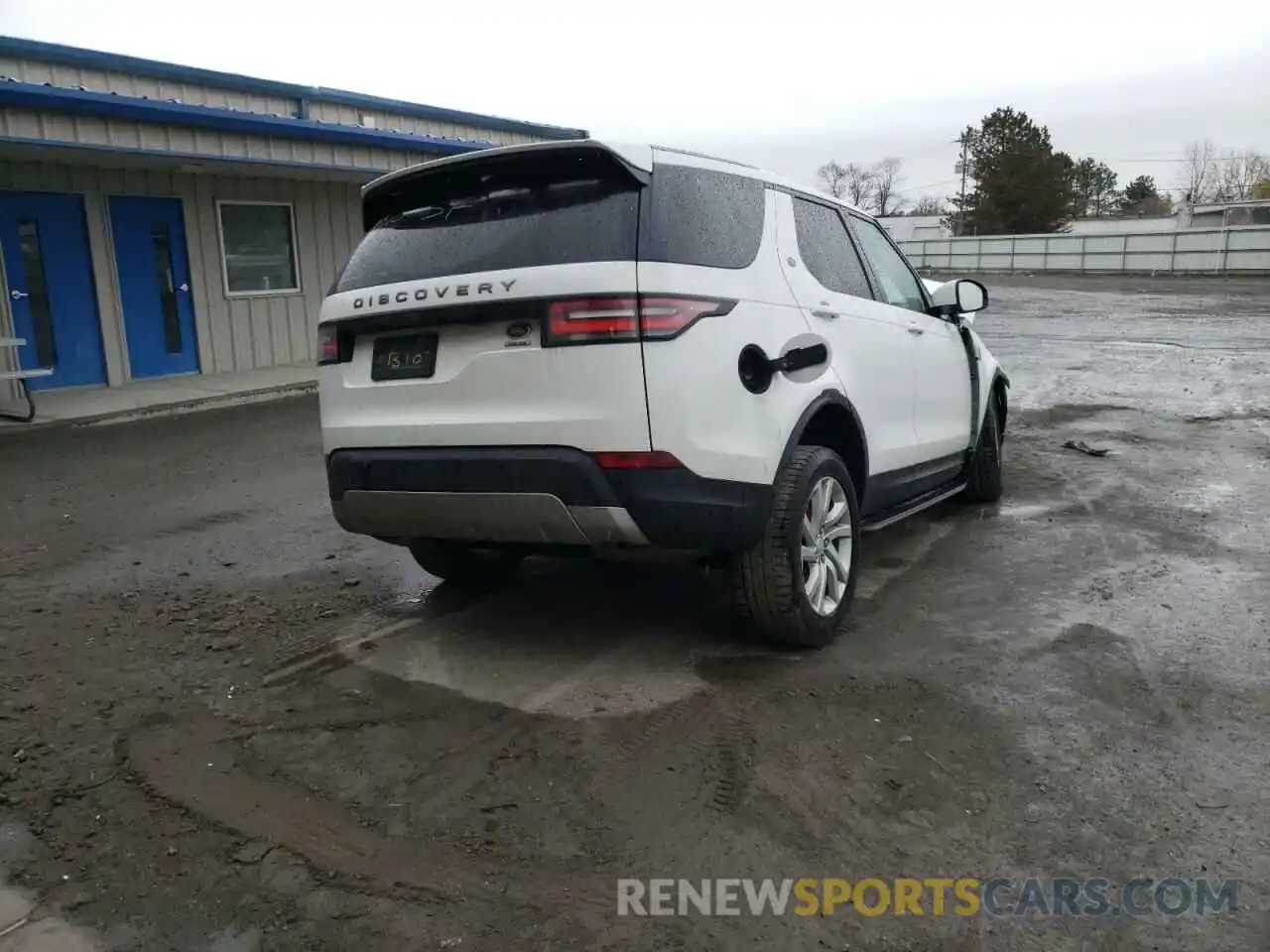 4 Photograph of a damaged car SALRR2RV4K2400179 LAND ROVER DISCOVERY 2019