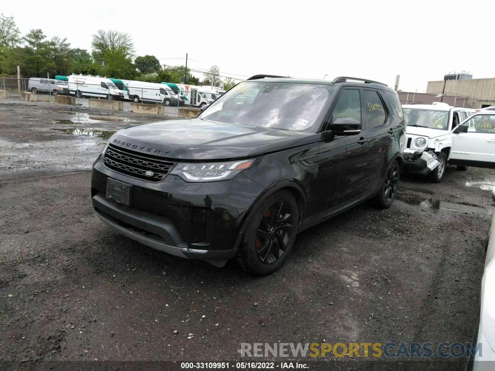 2 Фотография поврежденного автомобиля SALRR2RV4K2401087 LAND ROVER DISCOVERY 2019