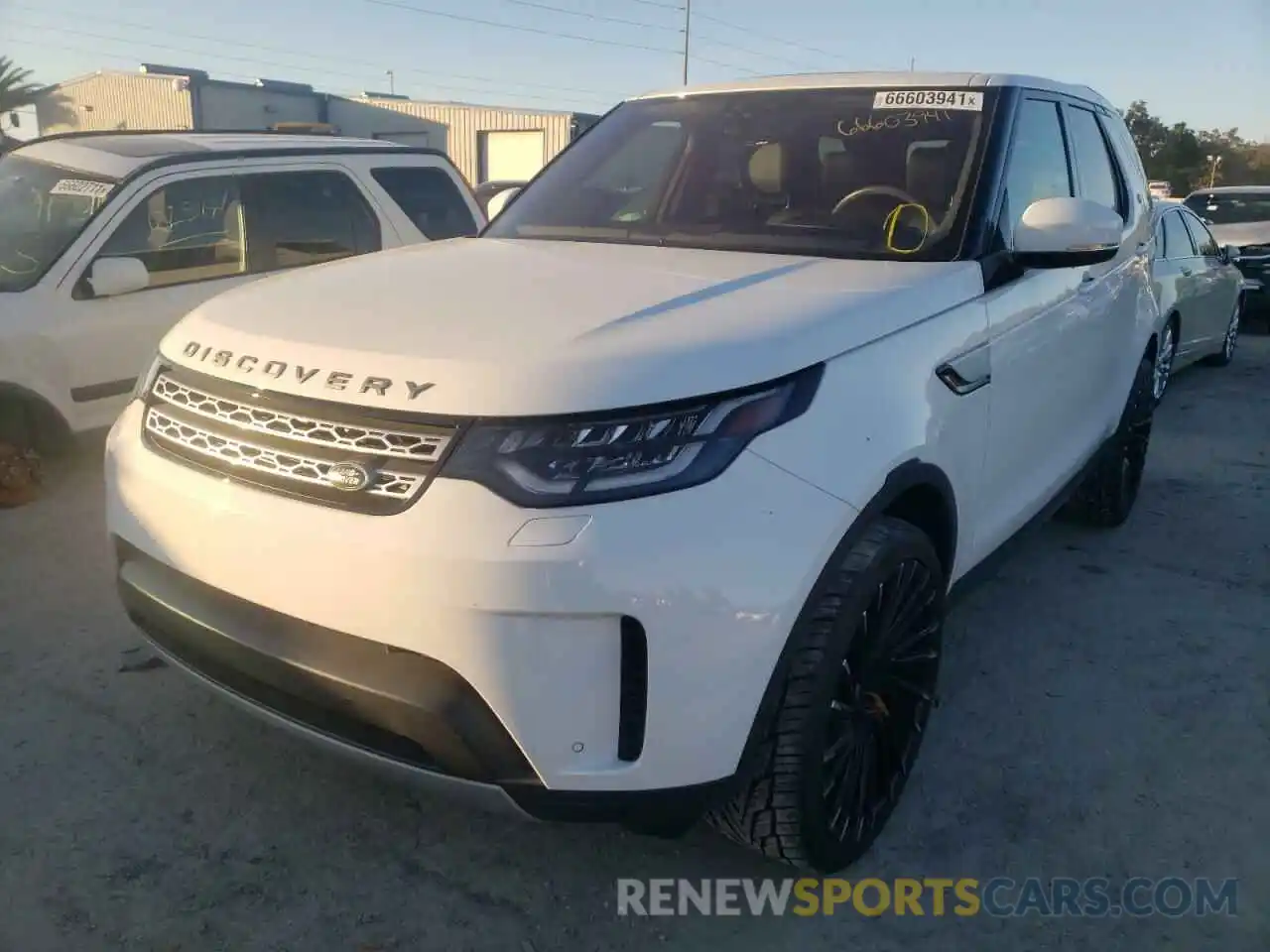 2 Photograph of a damaged car SALRR2RV5K2411207 LAND ROVER DISCOVERY 2019