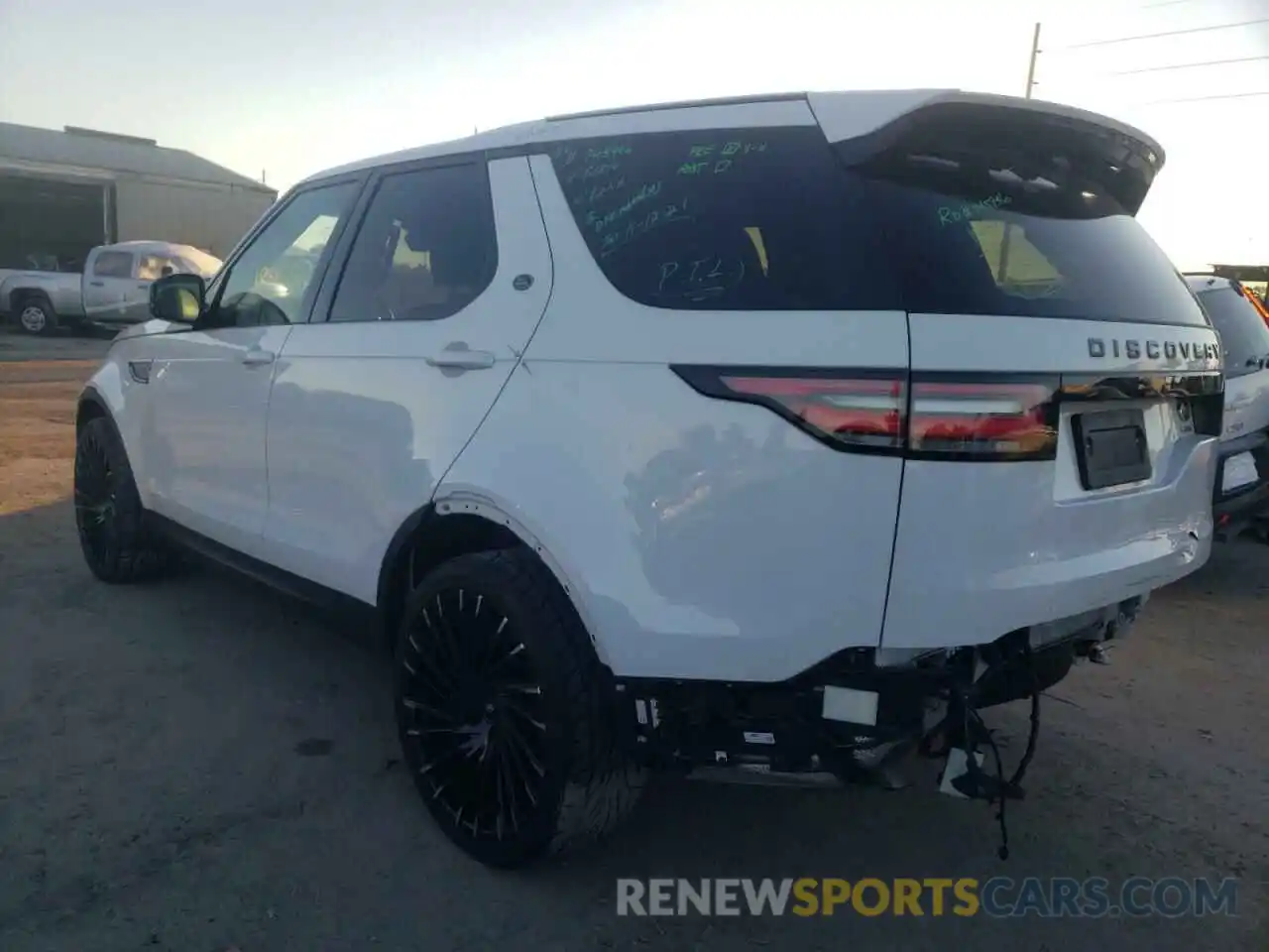 3 Photograph of a damaged car SALRR2RV5K2411207 LAND ROVER DISCOVERY 2019