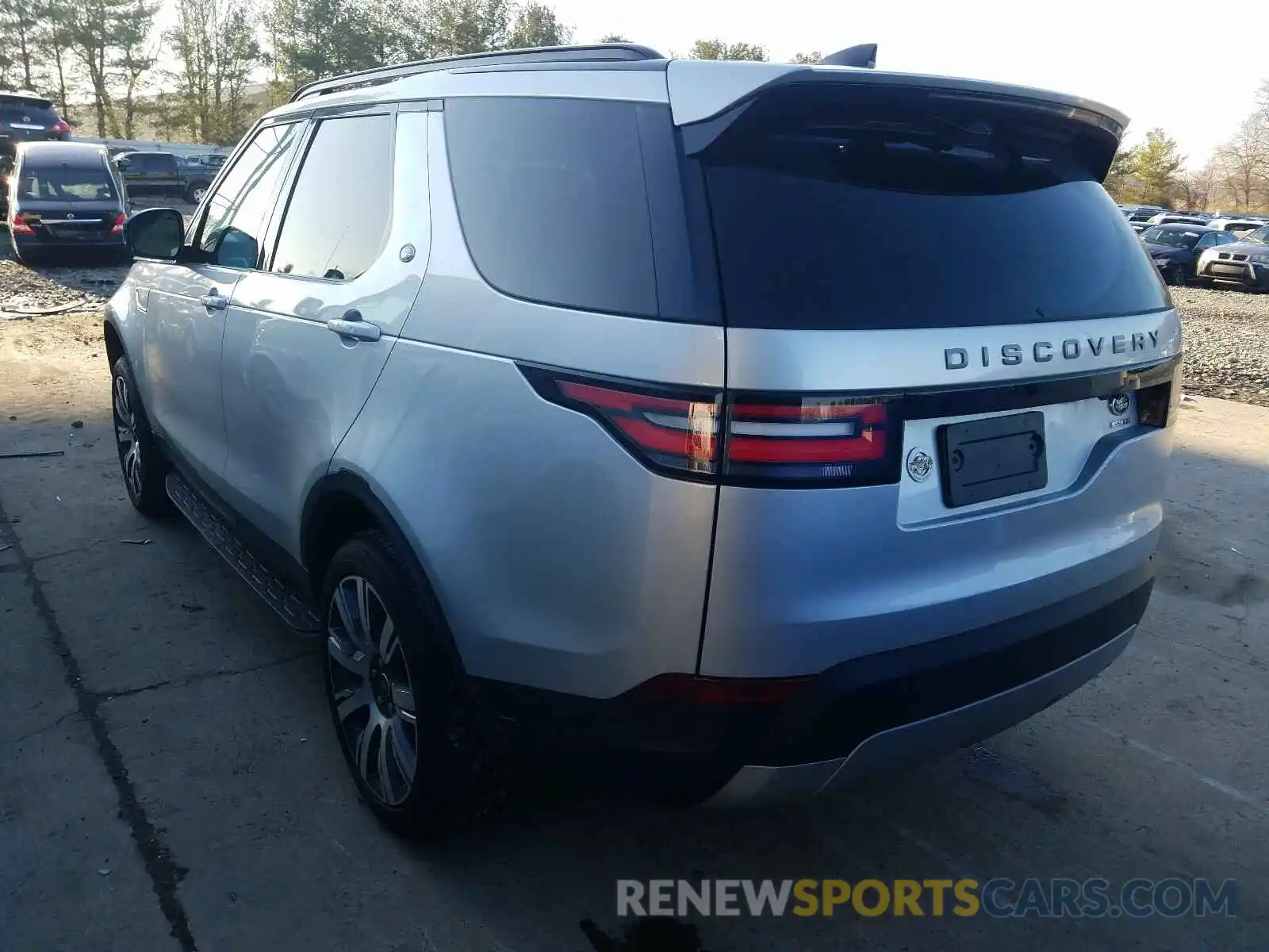 3 Photograph of a damaged car SALRR2RV5KA087696 LAND ROVER DISCOVERY 2019