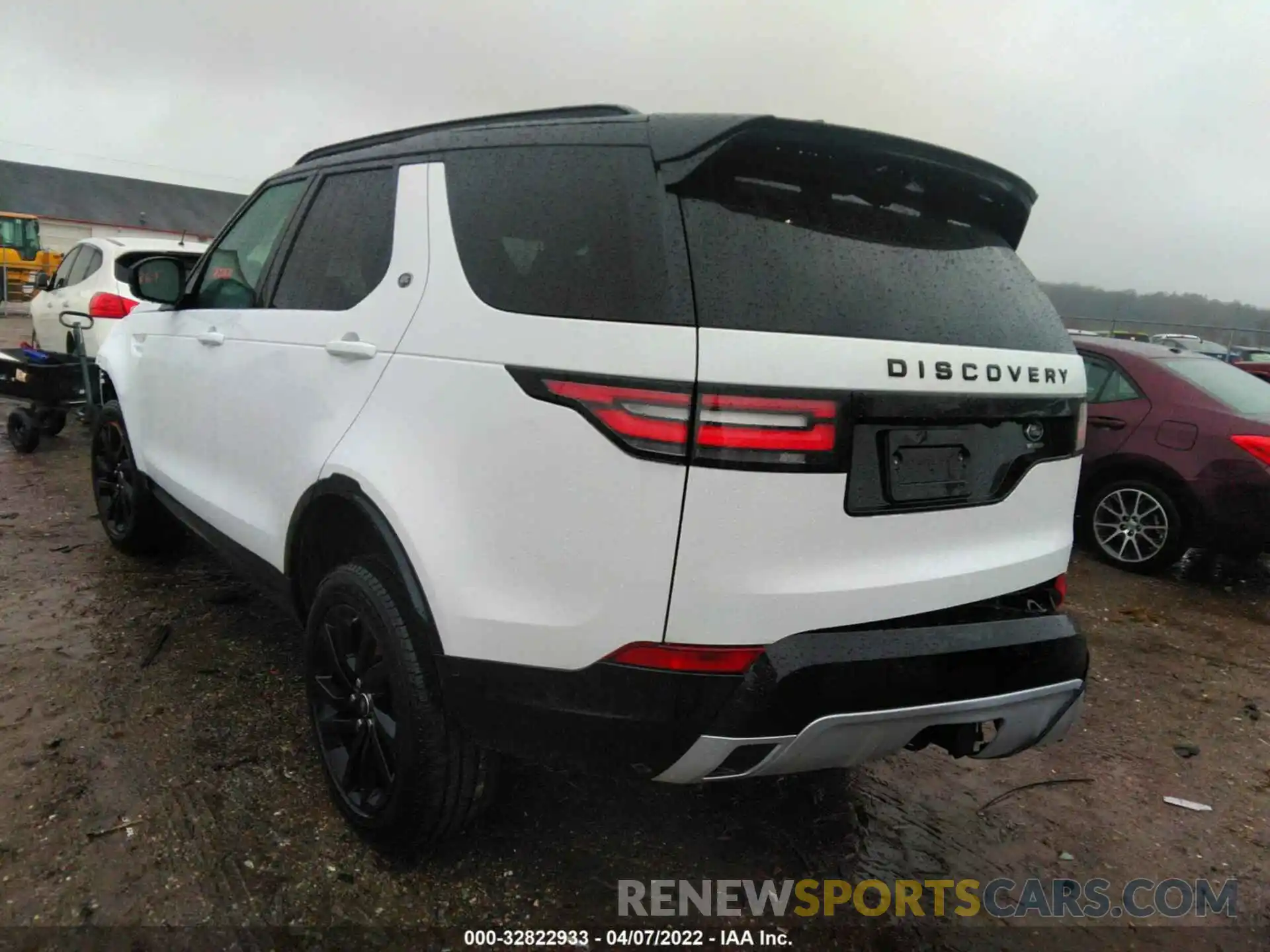 3 Photograph of a damaged car SALRR2RV7K2411144 LAND ROVER DISCOVERY 2019