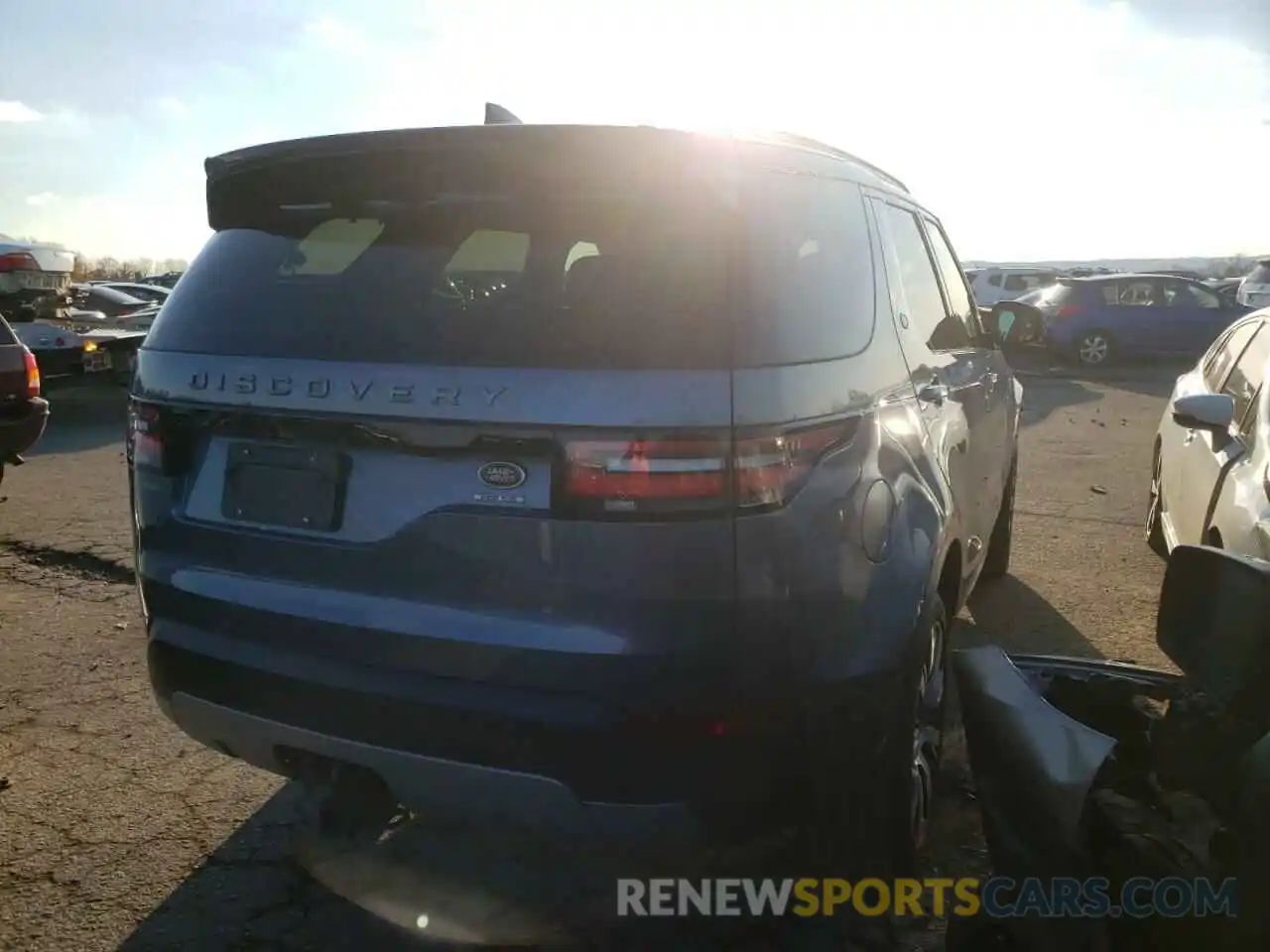 4 Photograph of a damaged car SALRR2RV7KA094732 LAND ROVER DISCOVERY 2019