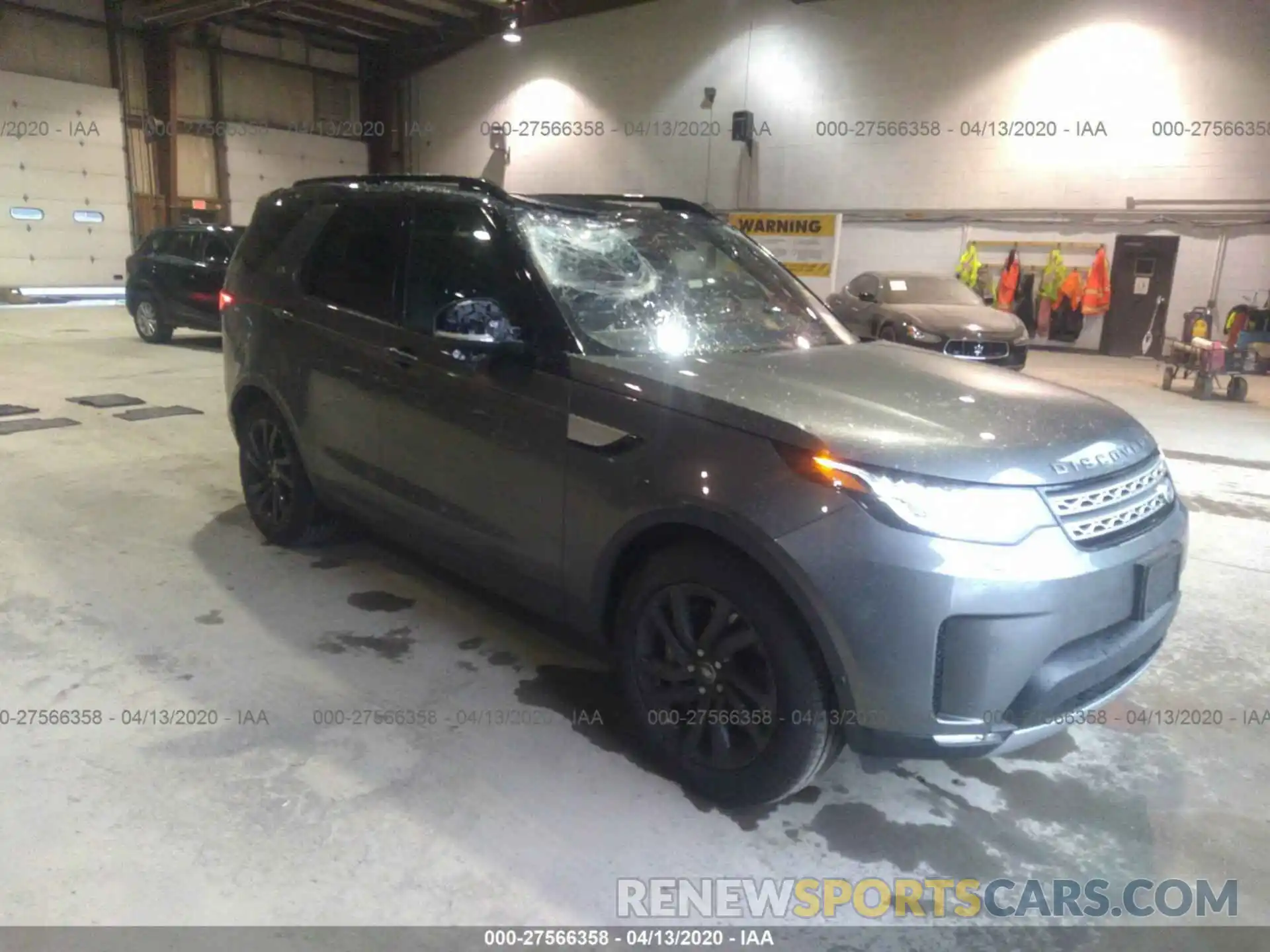 1 Photograph of a damaged car SALRR2RV9KA095753 LAND ROVER DISCOVERY 2019