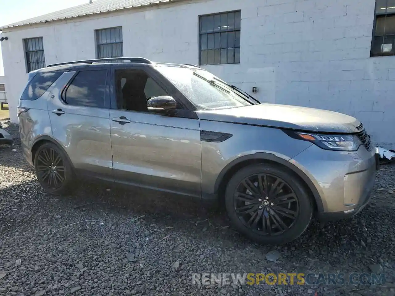 4 Photograph of a damaged car SALRR2RVXK2401689 LAND ROVER DISCOVERY 2019