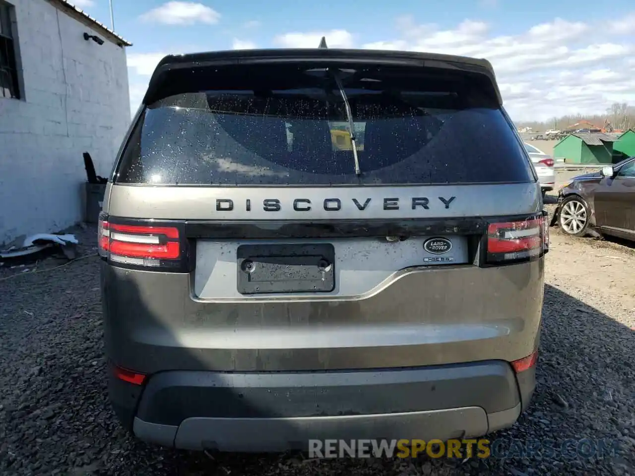 6 Photograph of a damaged car SALRR2RVXK2401689 LAND ROVER DISCOVERY 2019