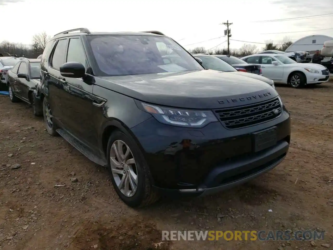 1 Photograph of a damaged car SALRR2RVXK2402289 LAND ROVER DISCOVERY 2019