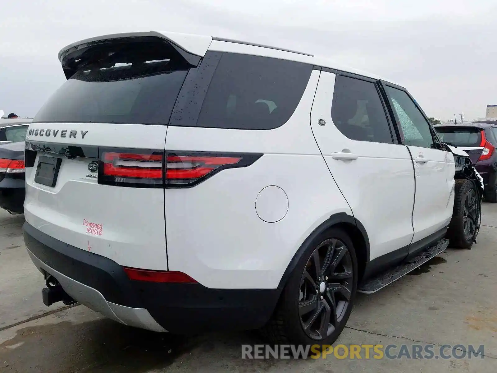 4 Photograph of a damaged car SALRR2RVXKA093526 LAND ROVER DISCOVERY 2019