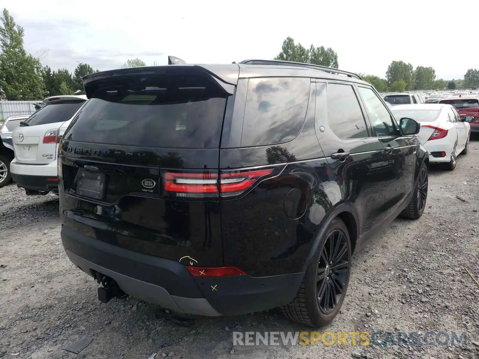 4 Photograph of a damaged car SALRT2RK2KA082785 LAND ROVER DISCOVERY 2019