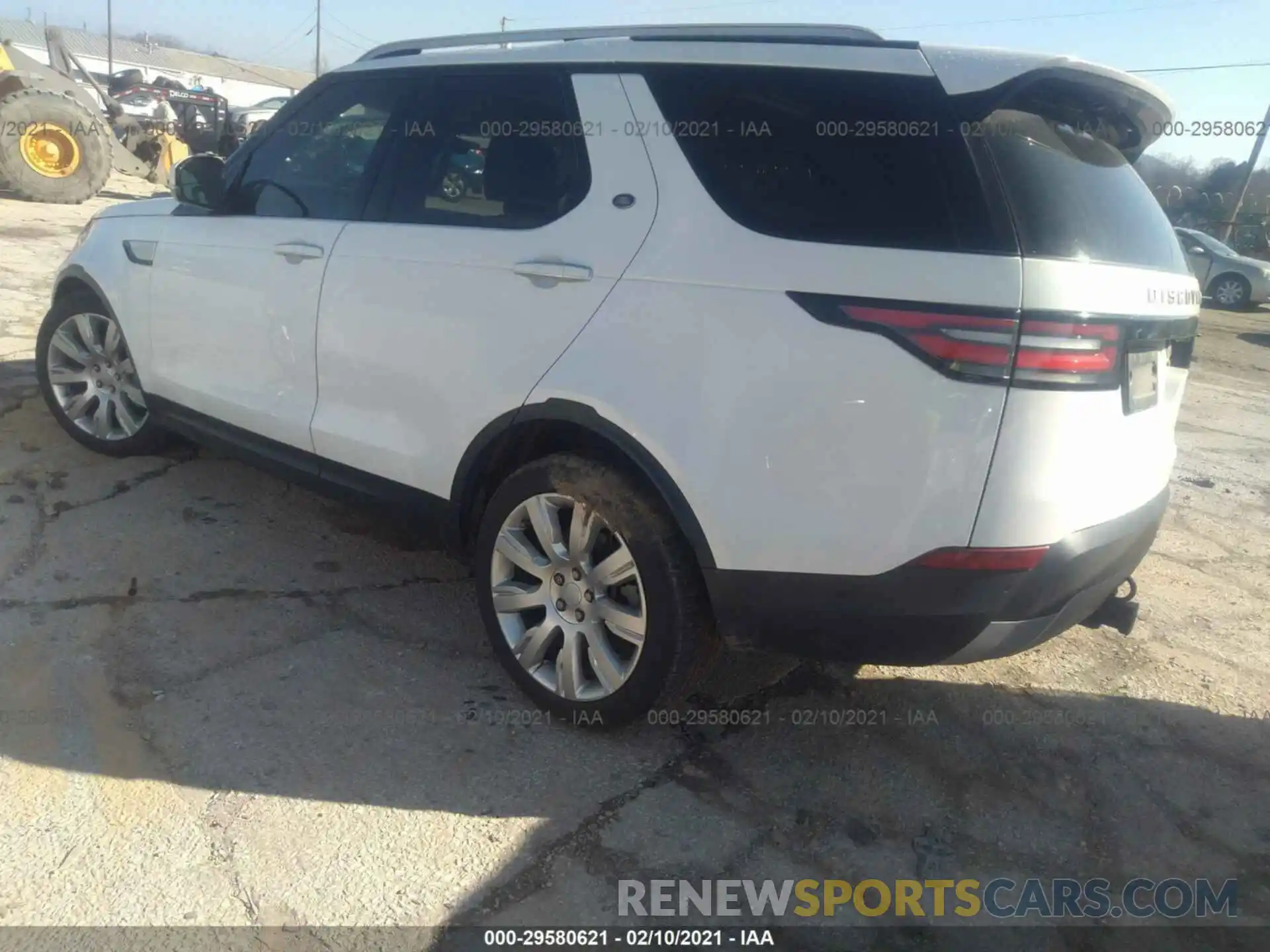 3 Photograph of a damaged car SALRT2RV1KA082545 LAND ROVER DISCOVERY 2019