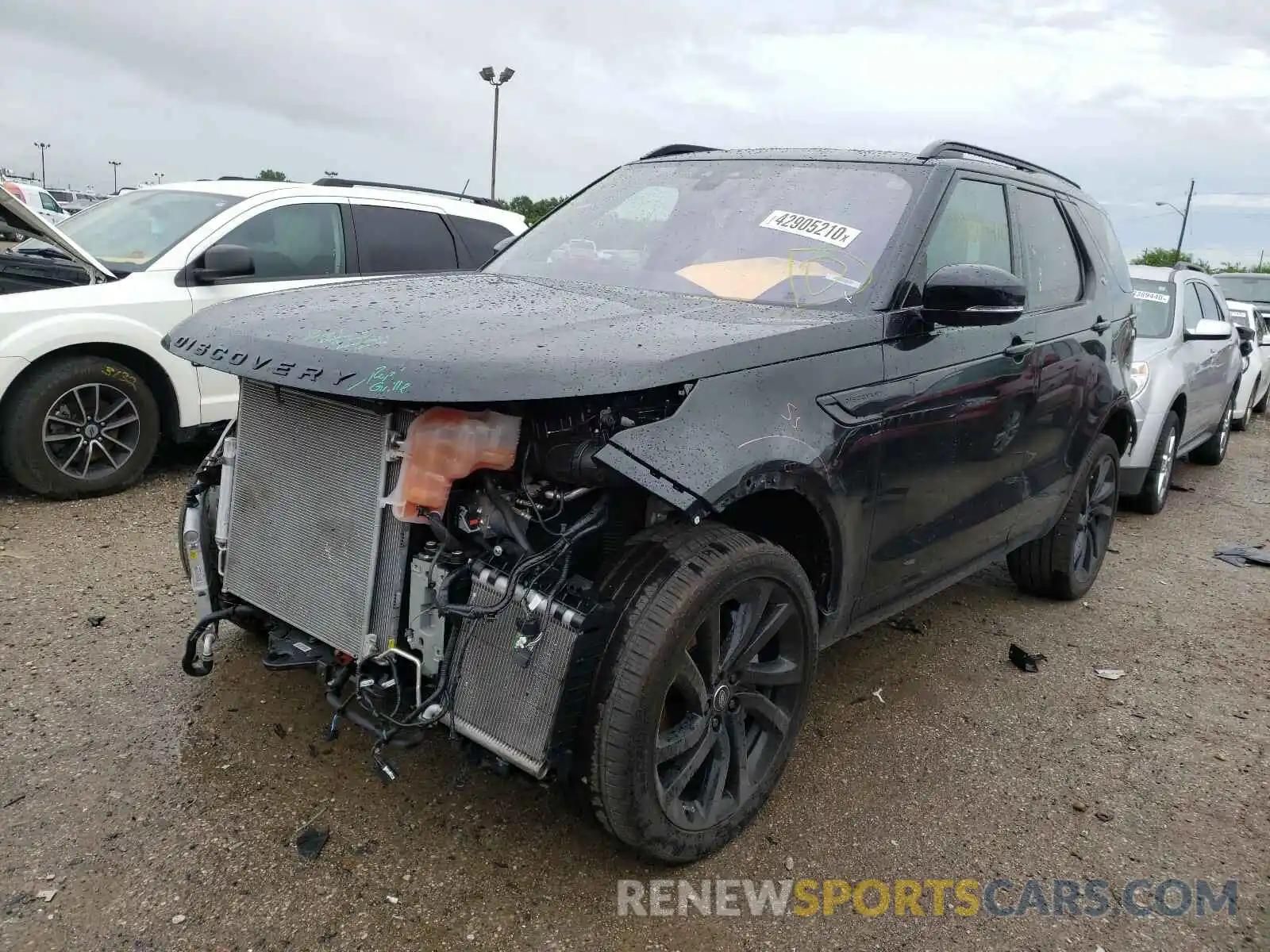 2 Photograph of a damaged car SALRT2RV3K2413345 LAND ROVER DISCOVERY 2019