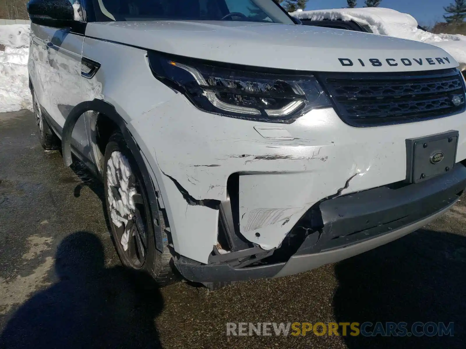 9 Photograph of a damaged car SALRT2RV3KA080800 LAND ROVER DISCOVERY 2019