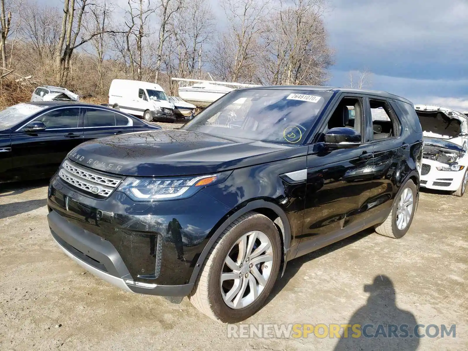 2 Photograph of a damaged car SALRT2RV3KA081400 LAND ROVER DISCOVERY 2019