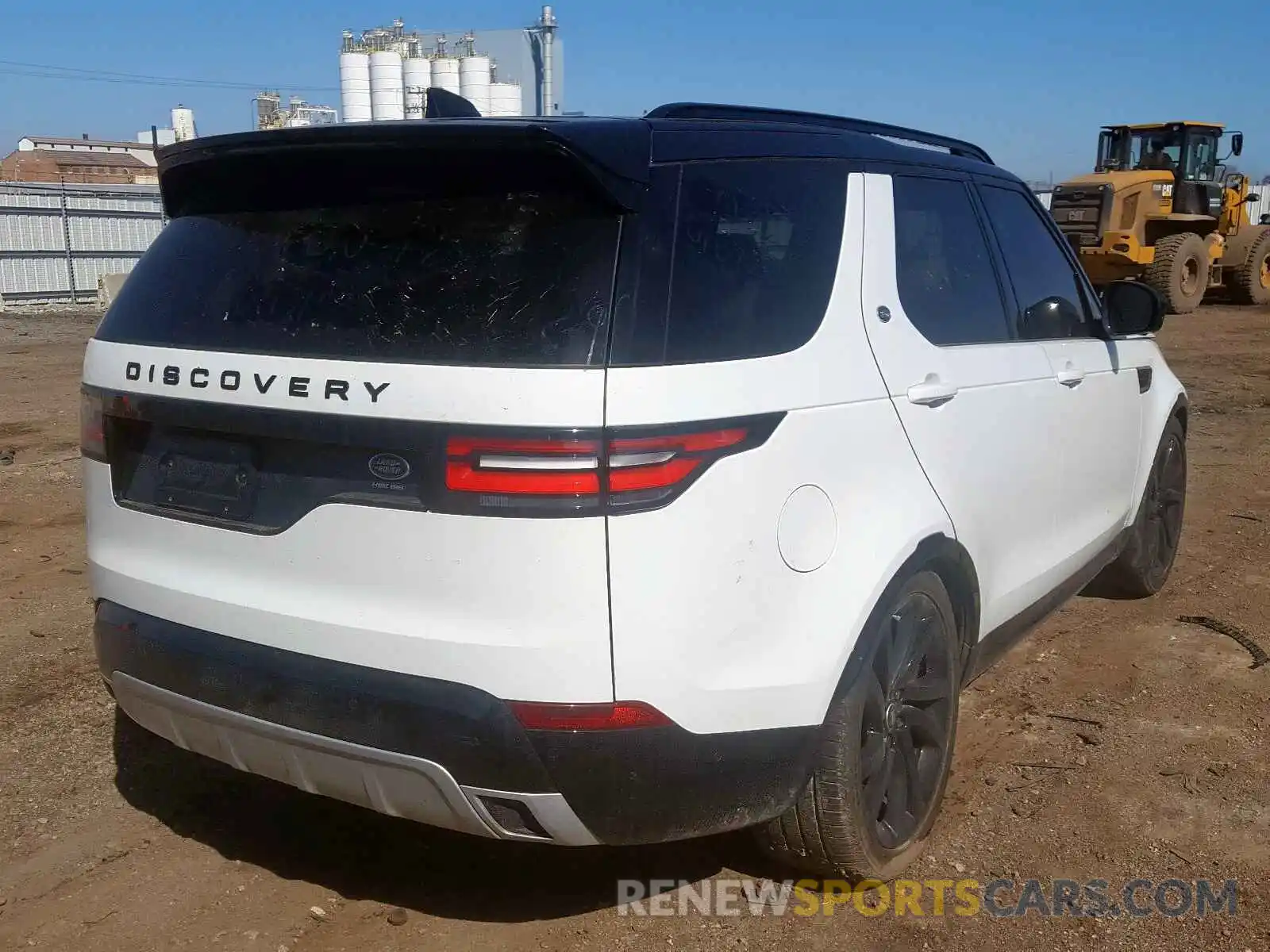 4 Photograph of a damaged car SALRT2RV3KA095930 LAND ROVER DISCOVERY 2019