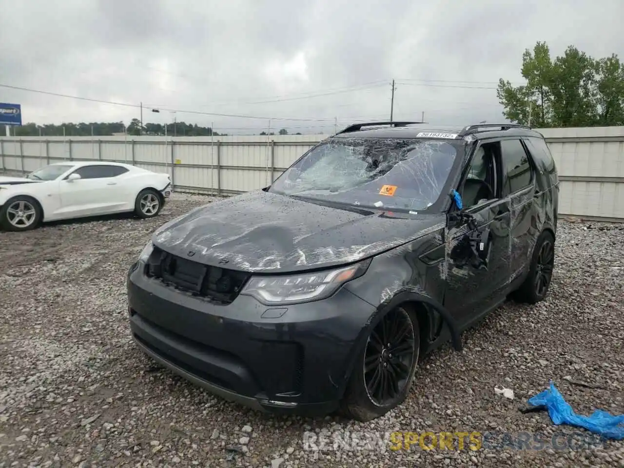 2 Фотография поврежденного автомобиля SALRT2RV4KA081115 LAND ROVER DISCOVERY 2019