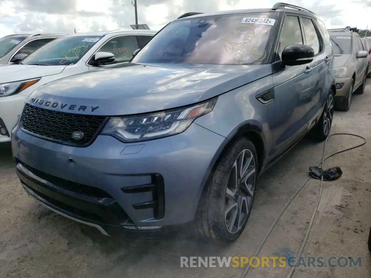 2 Photograph of a damaged car SALRT2RV4KA096178 LAND ROVER DISCOVERY 2019