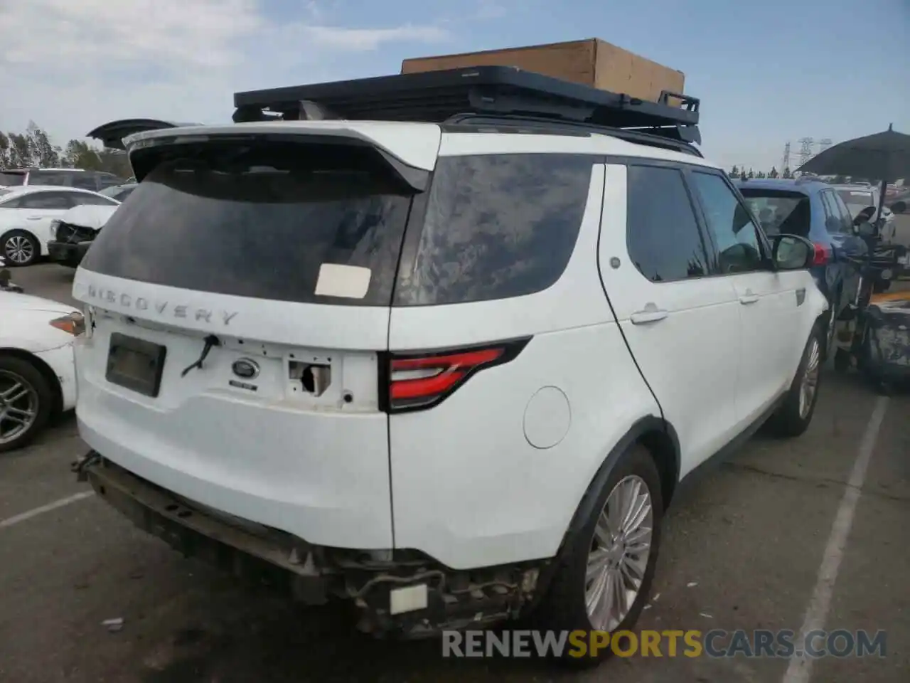 4 Photograph of a damaged car SALRT2RV5K2400385 LAND ROVER DISCOVERY 2019