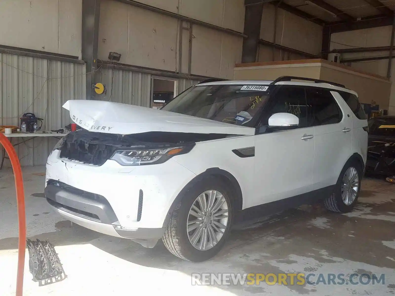 2 Photograph of a damaged car SALRT2RV6K2411279 LAND ROVER DISCOVERY 2019