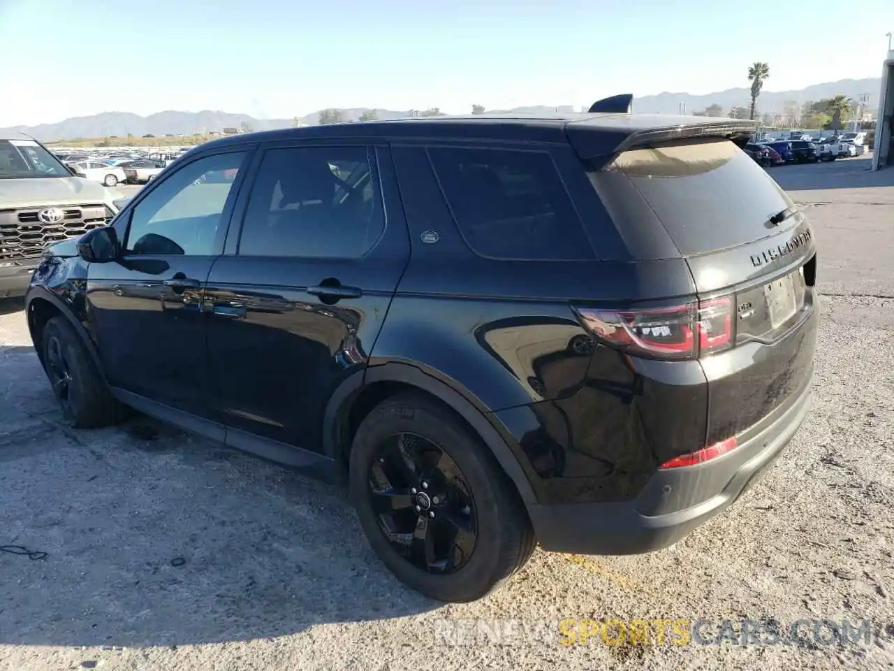 2 Photograph of a damaged car SALCJ2FX0LH863244 LAND ROVER DISCOVERY 2020