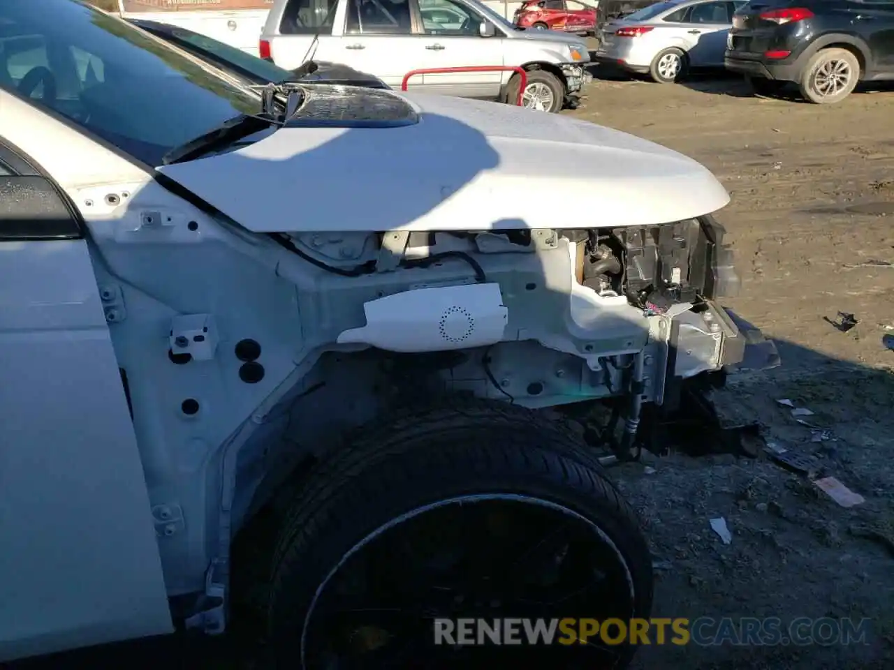 9 Photograph of a damaged car SALCJ2FX2LH834957 LAND ROVER DISCOVERY 2020