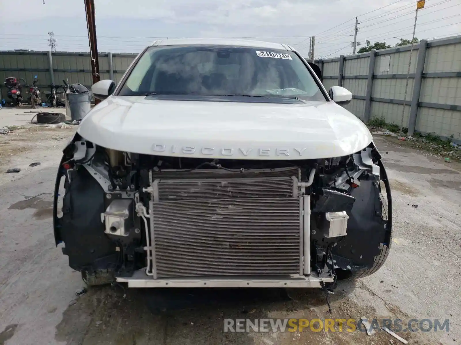 9 Photograph of a damaged car SALCJ2FX4LH850979 LAND ROVER DISCOVERY 2020