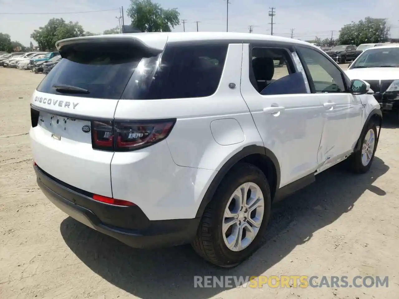 4 Photograph of a damaged car SALCJ2FX4LH864719 LAND ROVER DISCOVERY 2020