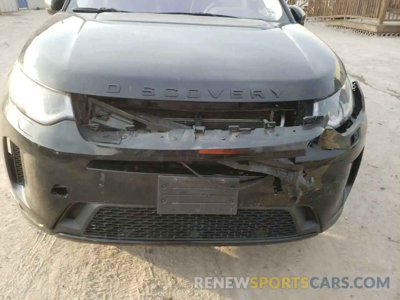 9 Photograph of a damaged car SALCJ2FX6LH836761 LAND ROVER DISCOVERY 2020