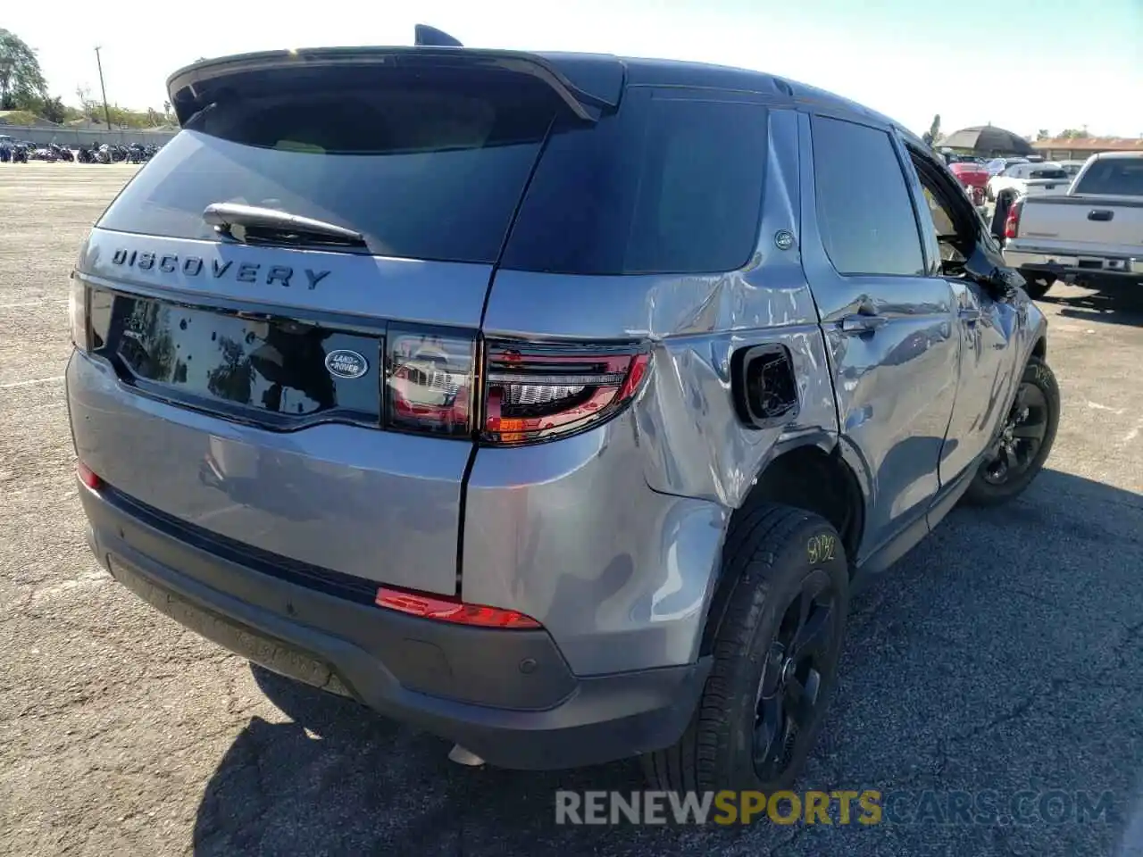 4 Photograph of a damaged car SALCJ2FX7LH852662 LAND ROVER DISCOVERY 2020