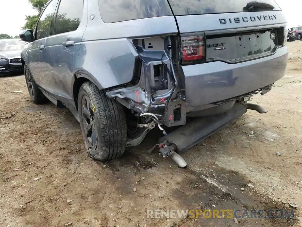 9 Photograph of a damaged car SALCJ2FX8LH840603 LAND ROVER DISCOVERY 2020