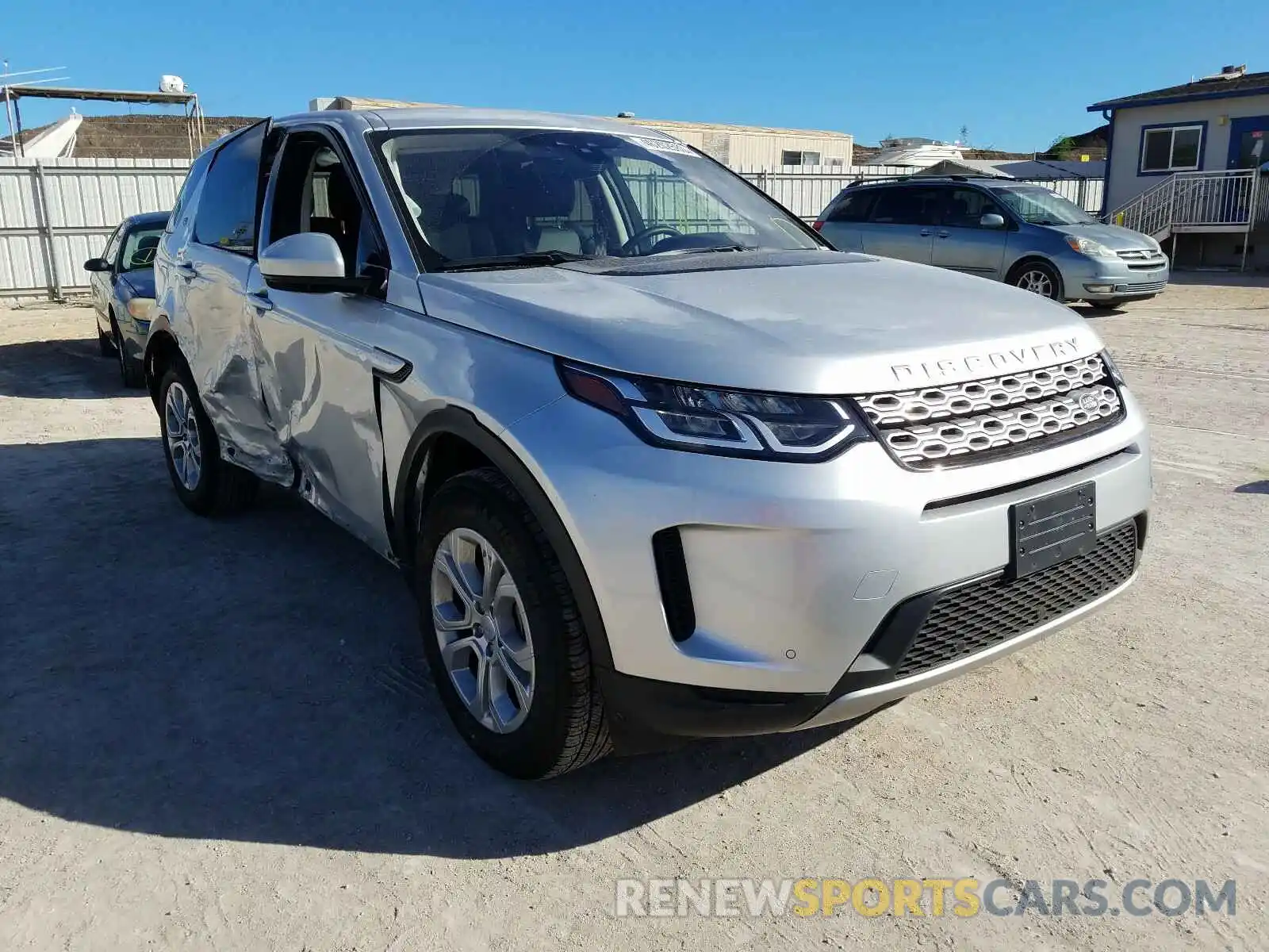 1 Photograph of a damaged car SALCJ2FX8LH851035 LAND ROVER DISCOVERY 2020